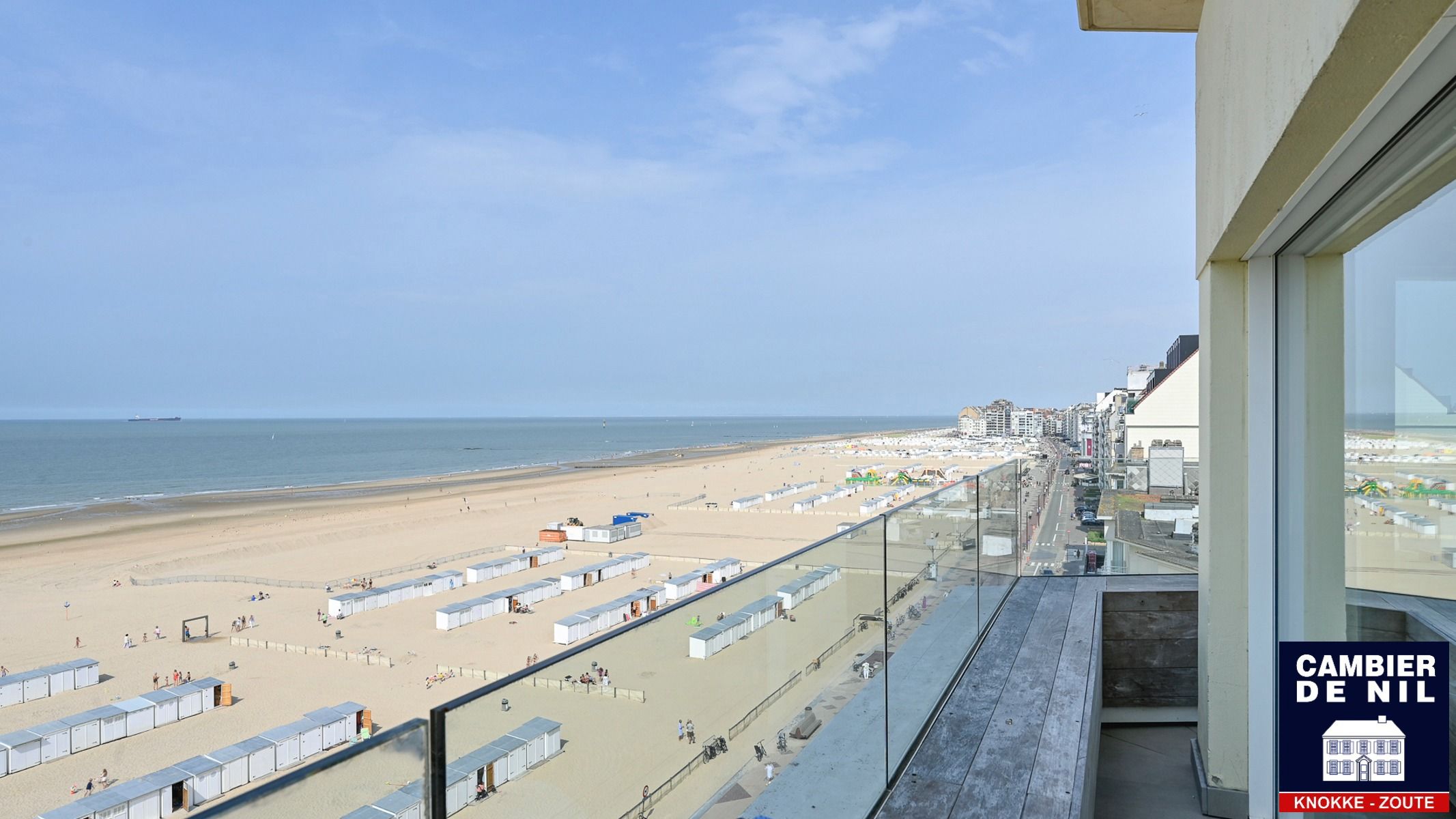 Prachtig hoekappartement met panoramische zichten foto 32
