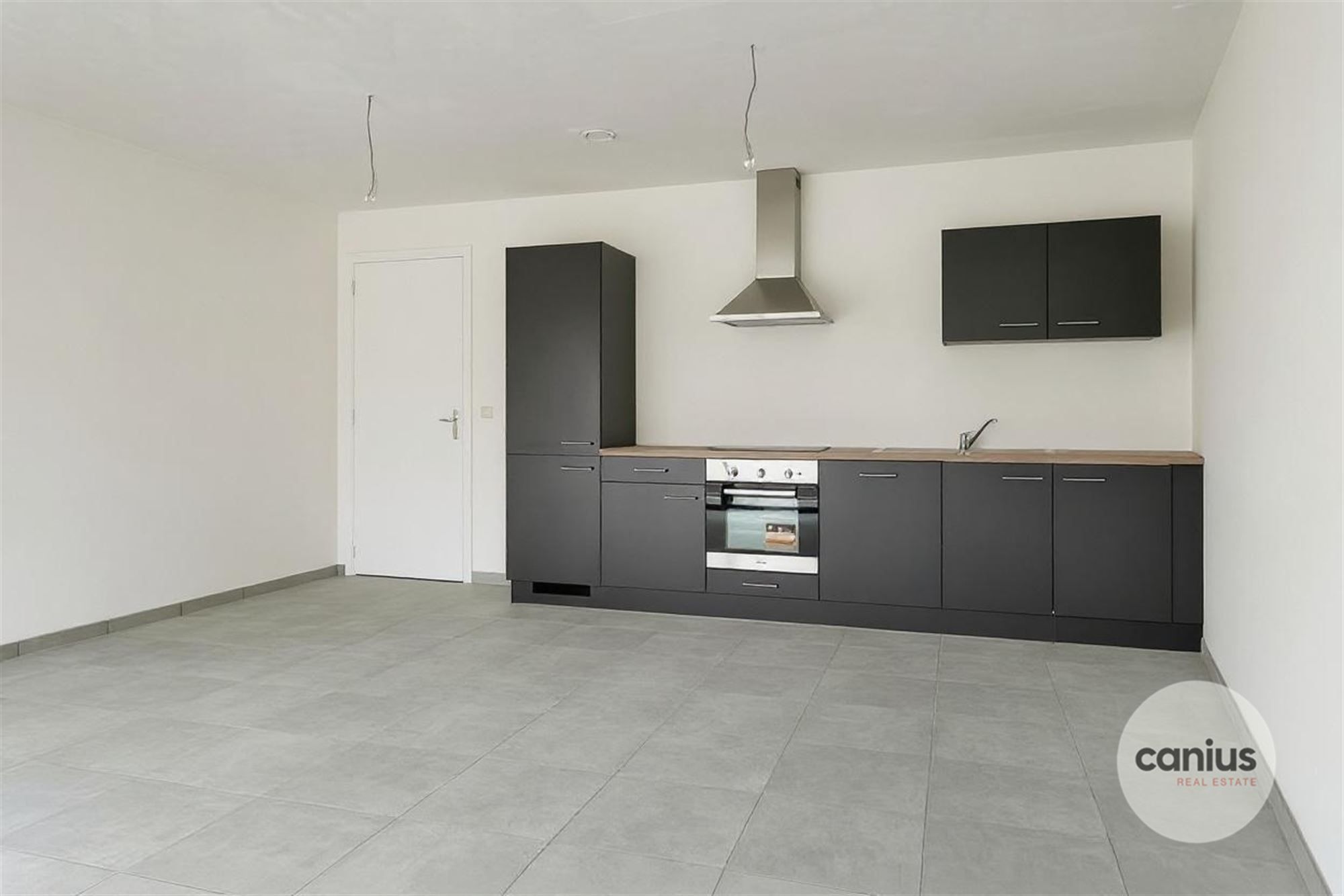 APPARTEMENT MET 2 SLPKS NABIJ HET CENTRUM foto 2