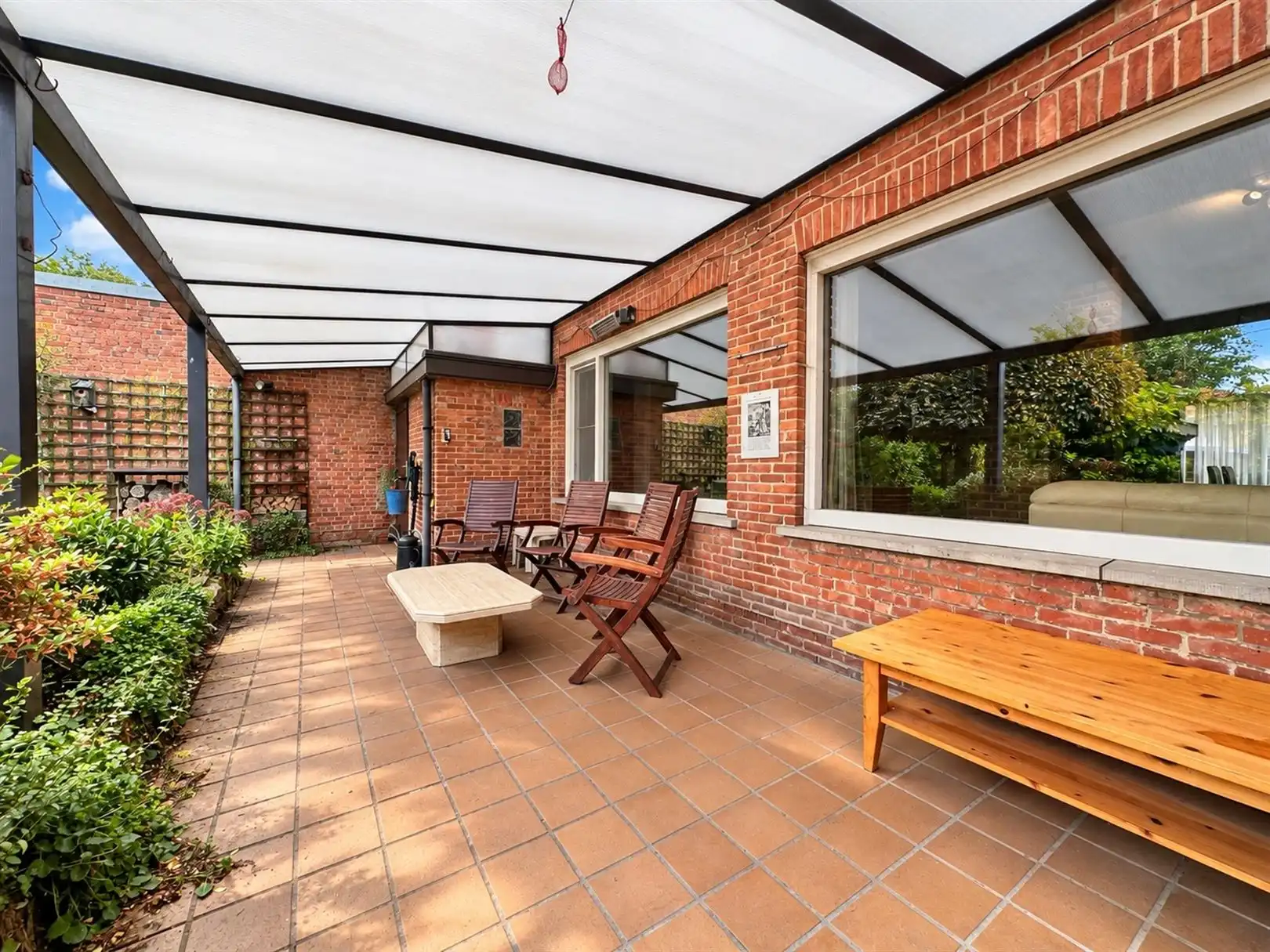 Te renoveren gezinswoning met garage, en tuin in Waasmunster foto 14