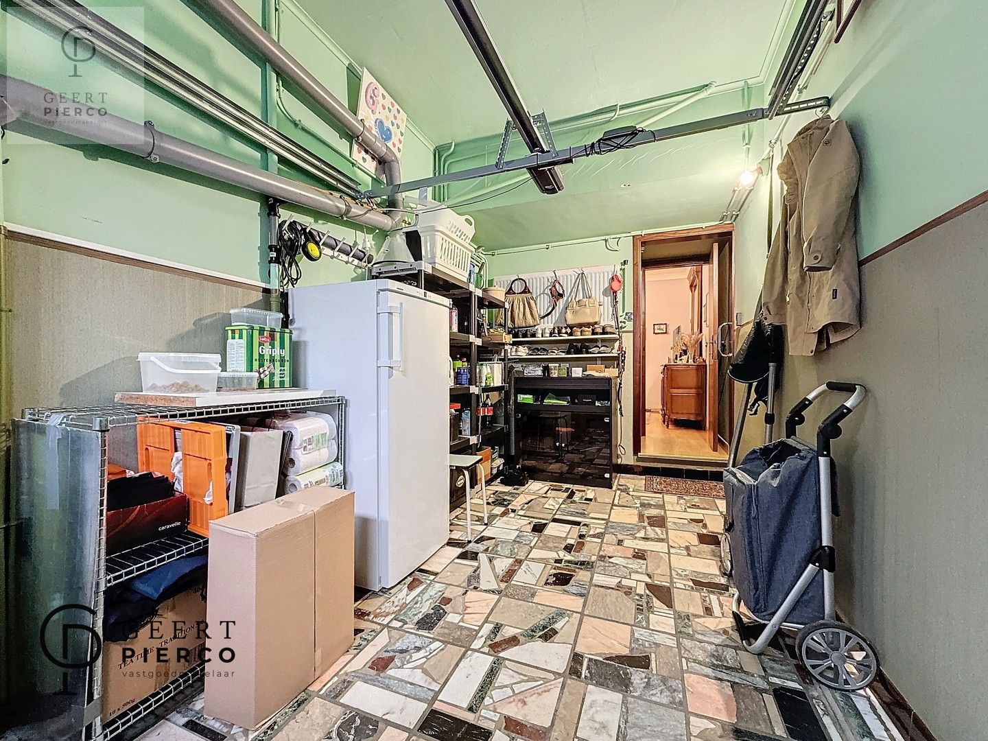 Gezellige rijwoning foto 16