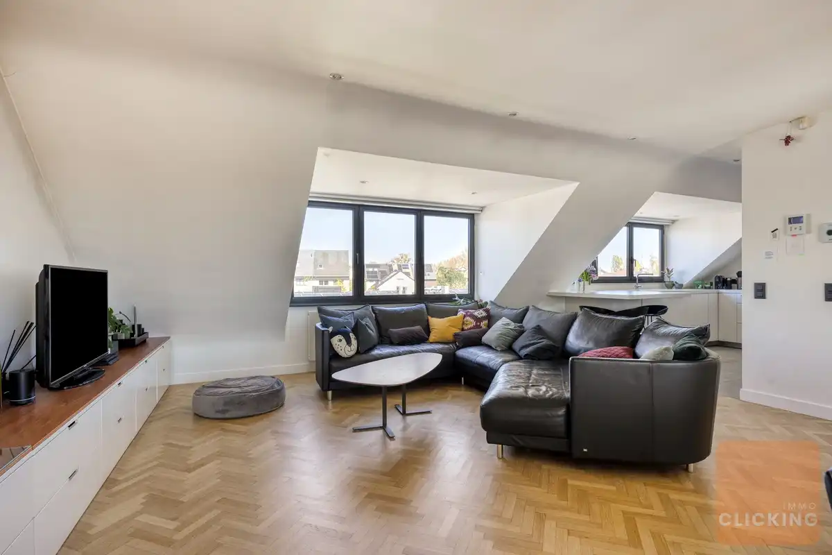 Hidden penthouse met terras en dubbele garage foto 6