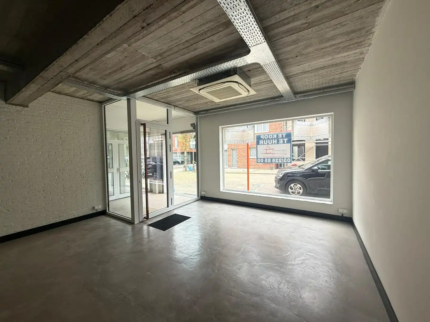 COMMERCIEEL GELIJKVLOERS foto 3