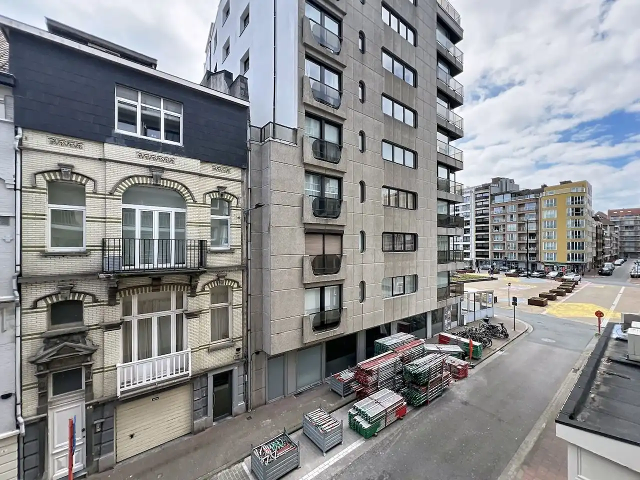 Perfect onderhouden appartement met zuidgericht terras in de O.L.Vrouwstraat ter hoogte van het Heldenplein foto 13