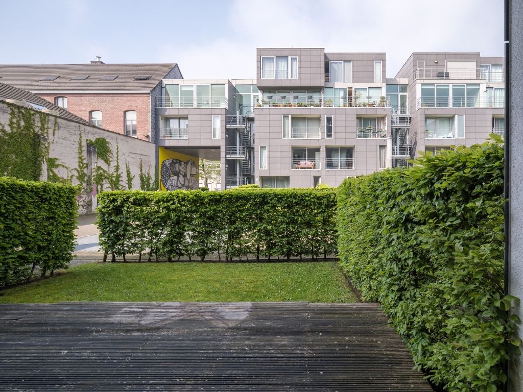 Gent Centrum, Lousbergskaai. Instapklaar gelijkvloers appartement (2slpk) op de tweede lijn met 2 terrassen en zicht op het Lousbergspark. foto 4