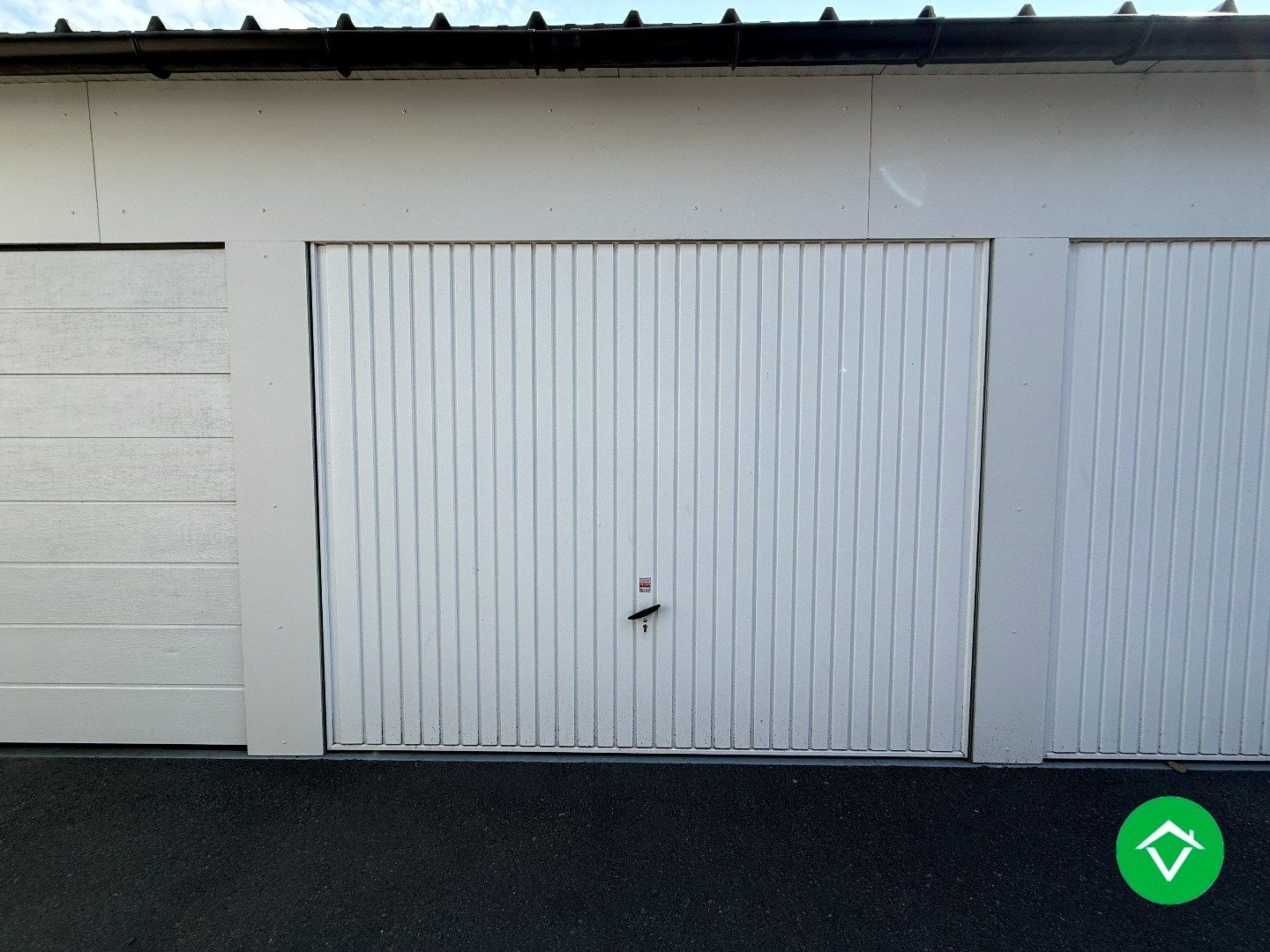 Appartement met twee slaapkamers, garage en twee terrassen te Roeselare foto 20