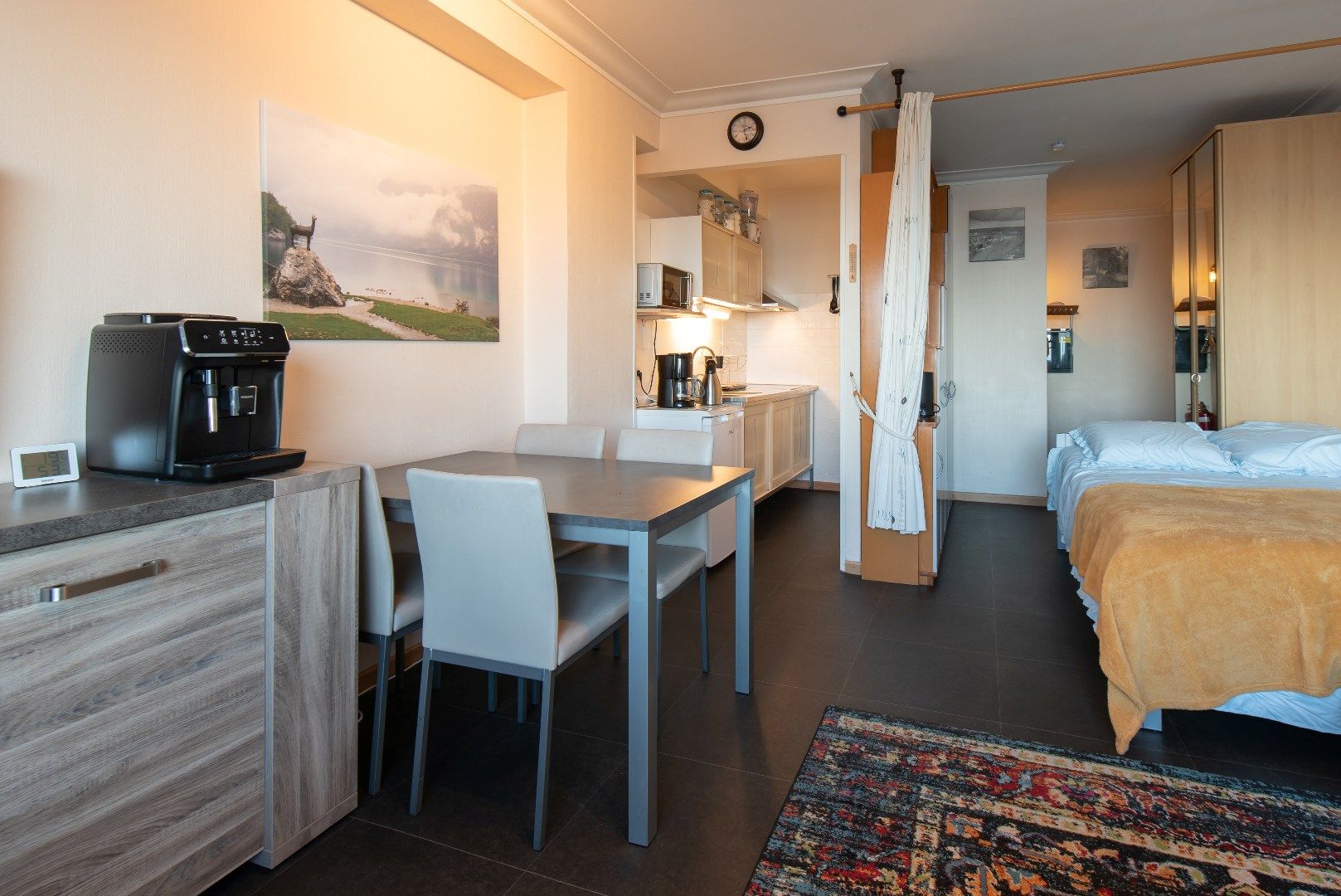 Studio met frontaal zich op zee en staanplaats in de residentie foto 6