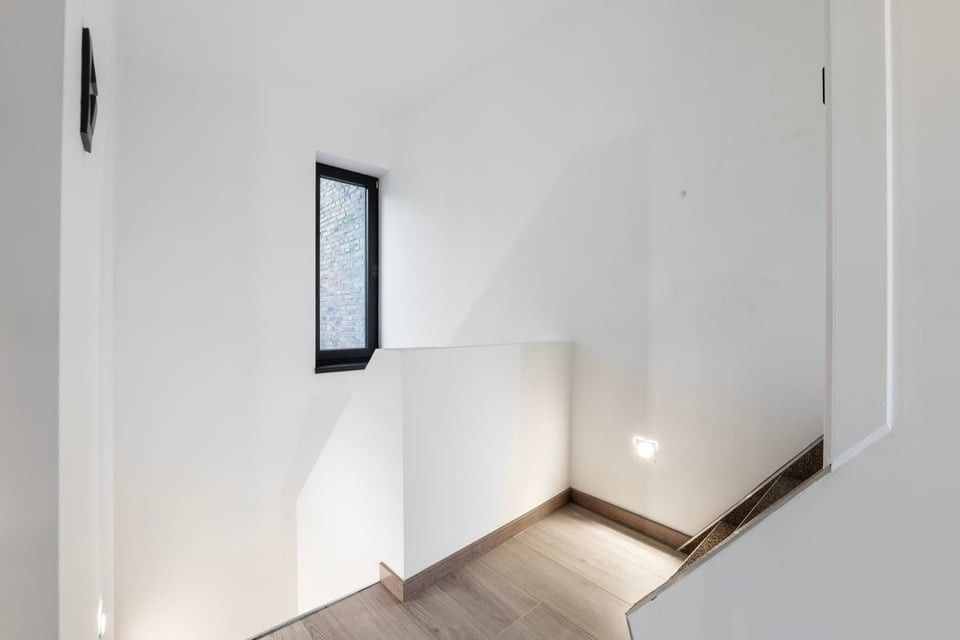 PRACHTIG GERENOVEERDE HERENWONING MET 3 SLPKS OP CENTRALE LIGGING foto 20