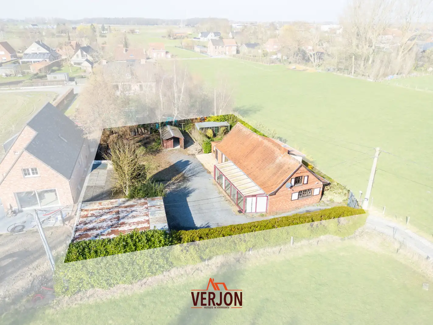 Charmante woning met landelijk karakter, veel ruimte en tal van mogelijkheden! foto 2