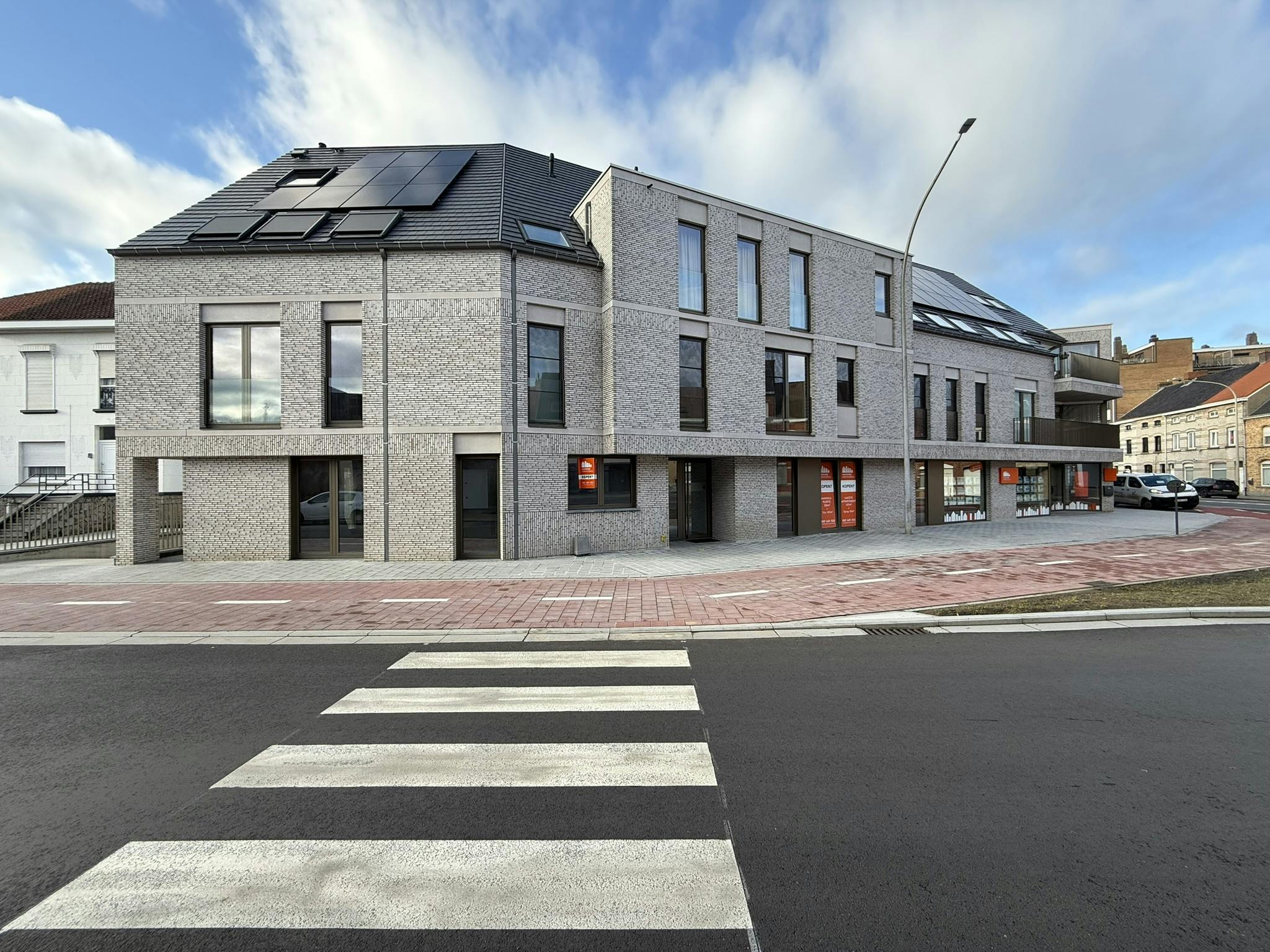 Gelijkvloers appartement met 2 kamers te koop in Ieper foto 5