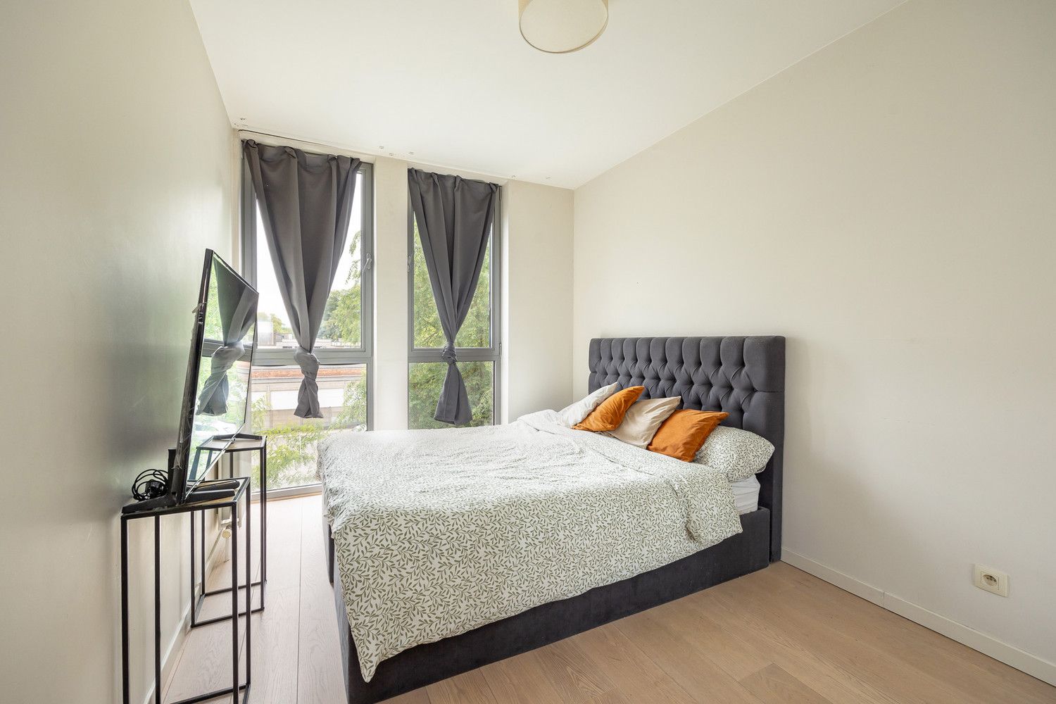 Energiezuinig (EPC A!) en verhuurd 2 slk-appartement (90m²) in een kwaliteitsvol en recent gebouw op de grens Mortsel/Berchem met optionele ondergrondse parking foto 13
