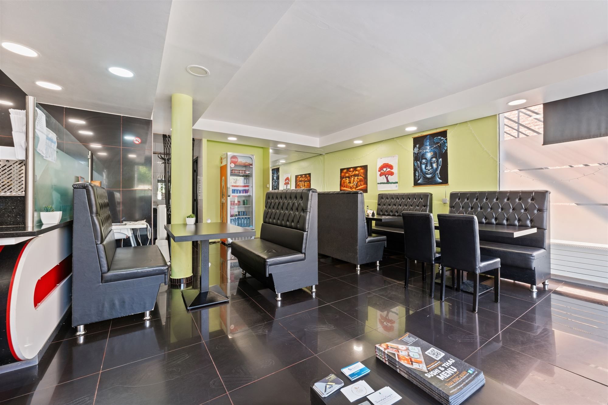 RUIM HANDELSPAND MET GOEDE VISIBILITEIT IN KOERSEL CENTRUM foto 4