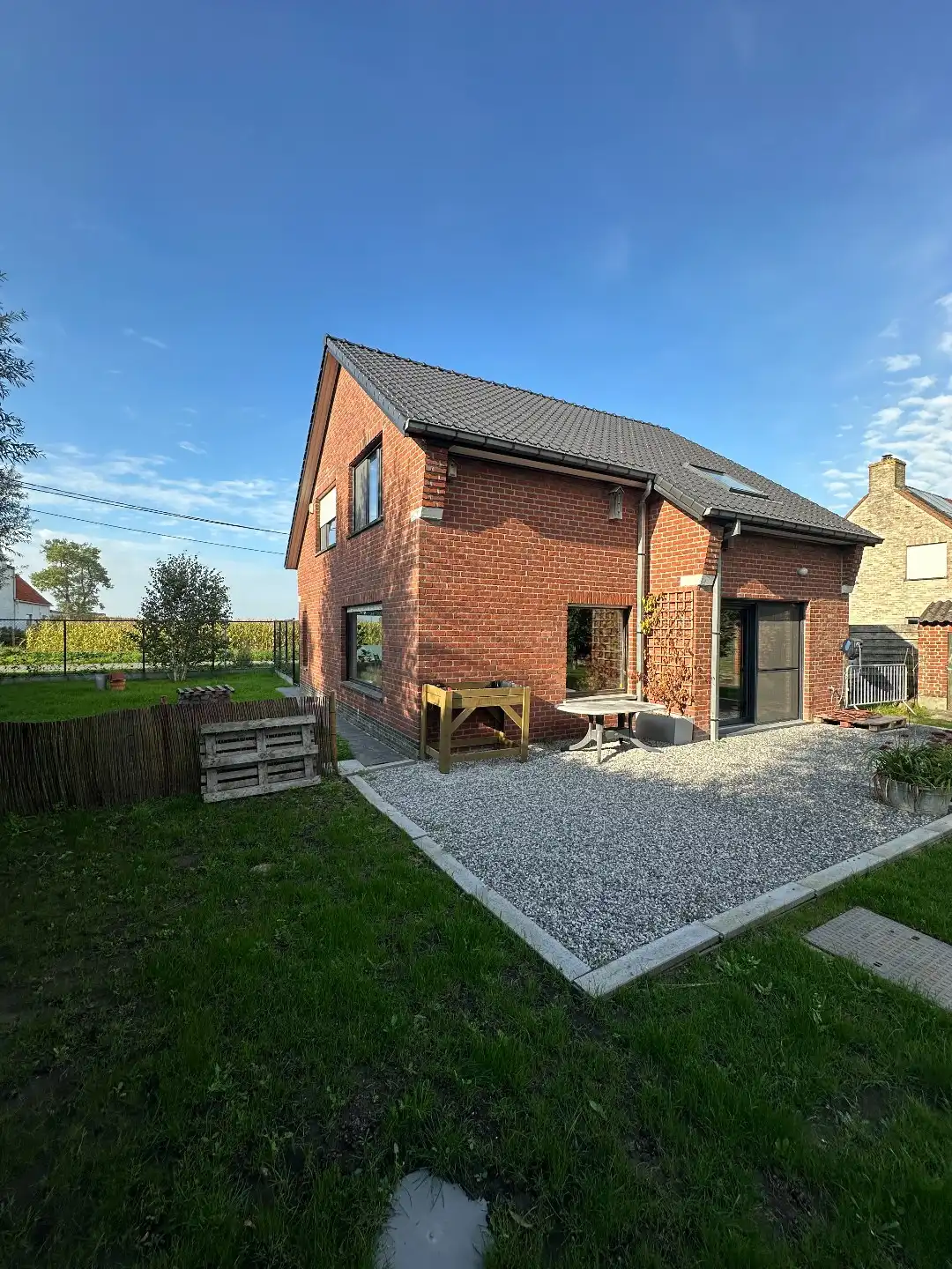 Energiezuinige gezinswoning met 3 slp en gezellige tuin, rustig gelegen, Aartrijke foto 6
