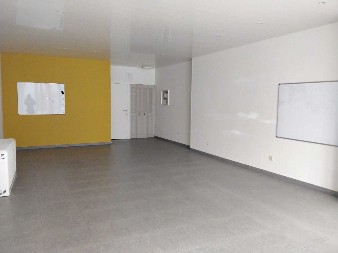 Handelspand gelegen in het centrum van Lokeren foto 4