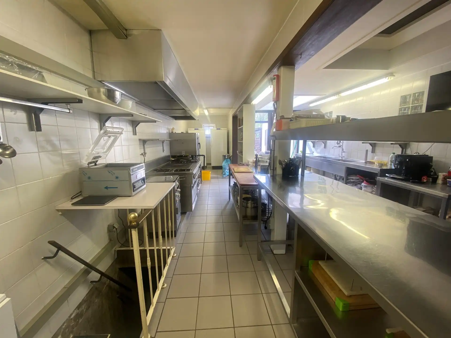 centraal gelegen handelspand foto 6