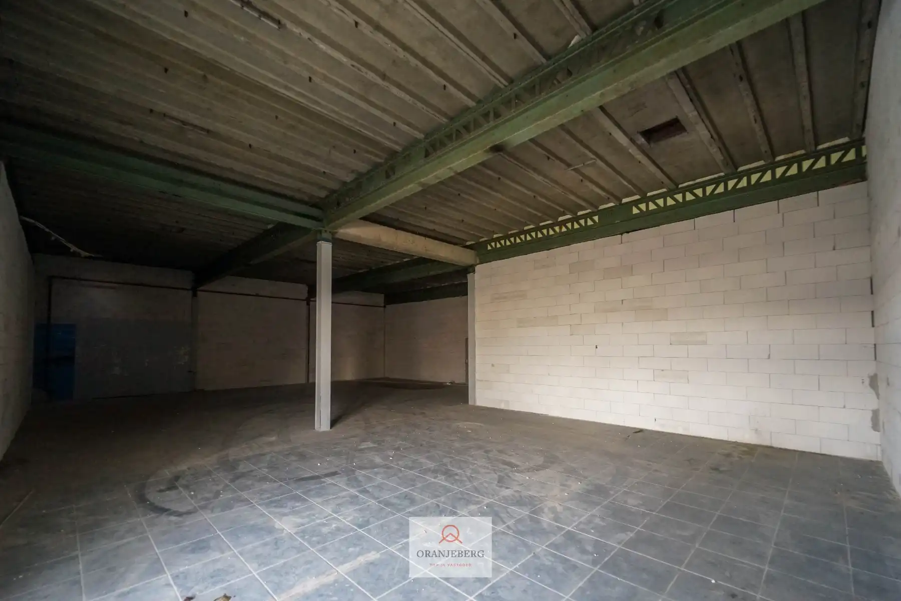 Magazijn (433,77 m²) te huur in Gent foto 11