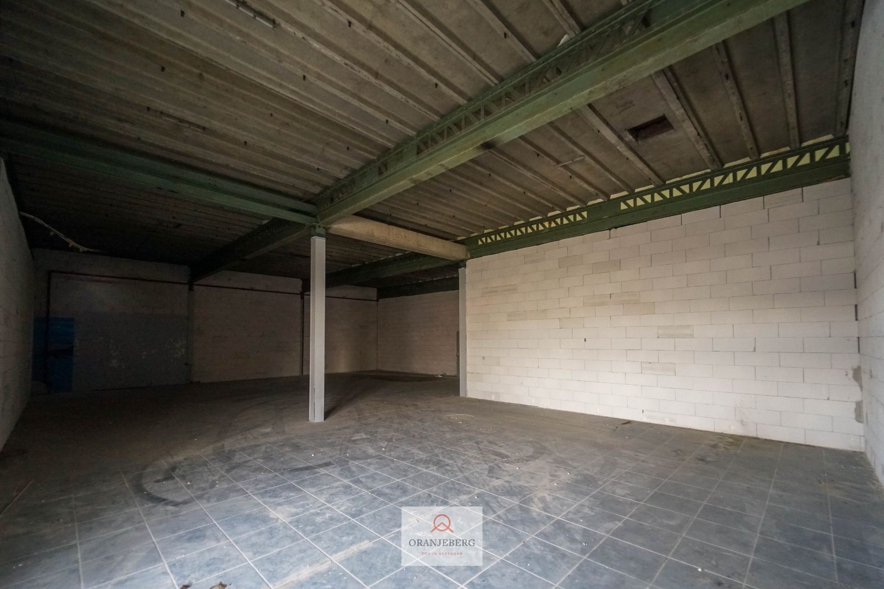 Magazijn (433,77 m²) te huur in Gent foto 11