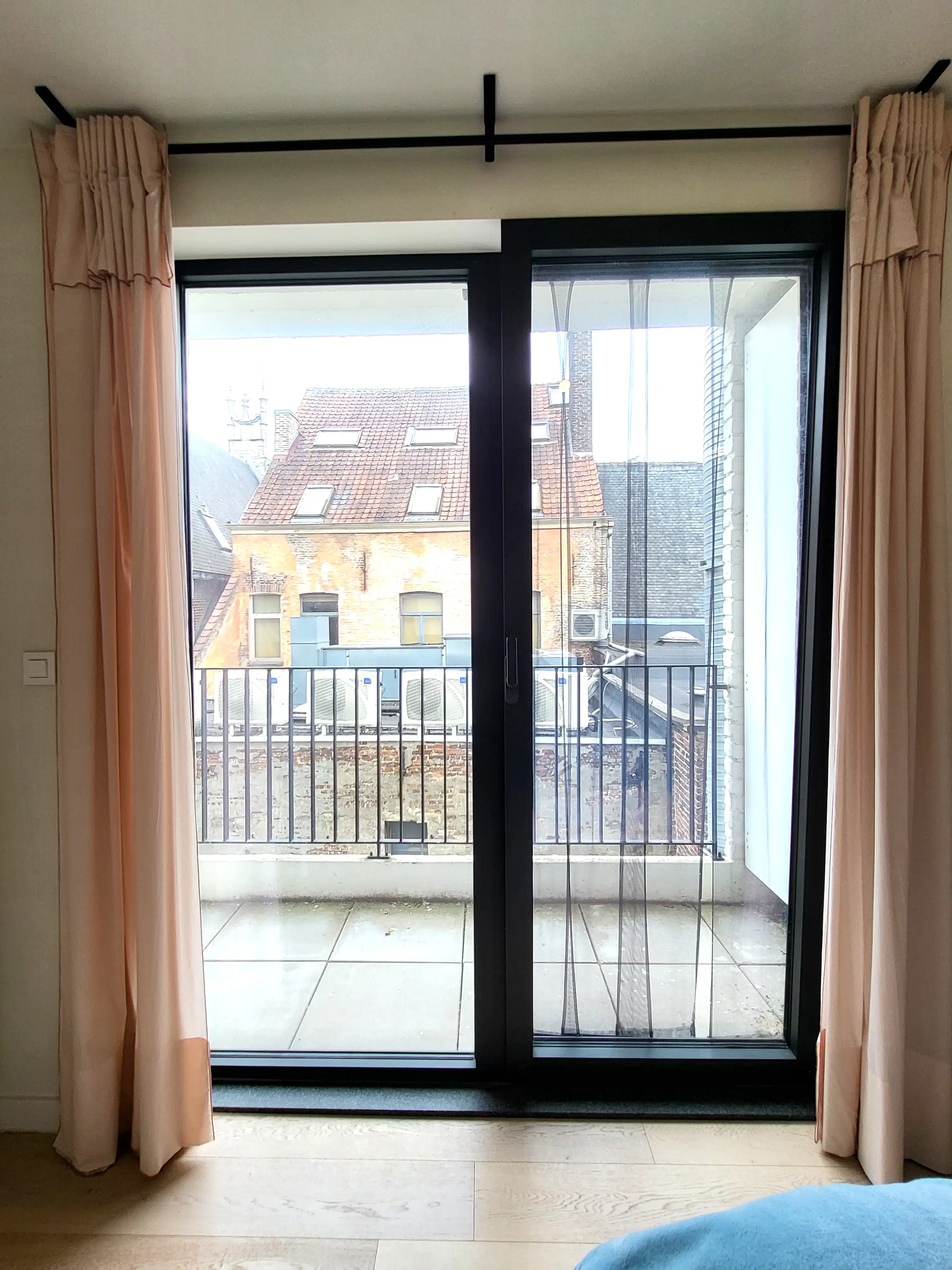 GERENOVEERD APPARTEMENT IN 2020 MET 1 SLAAPKAMER EN TERRAS, in het centrum van Gent.  foto 15