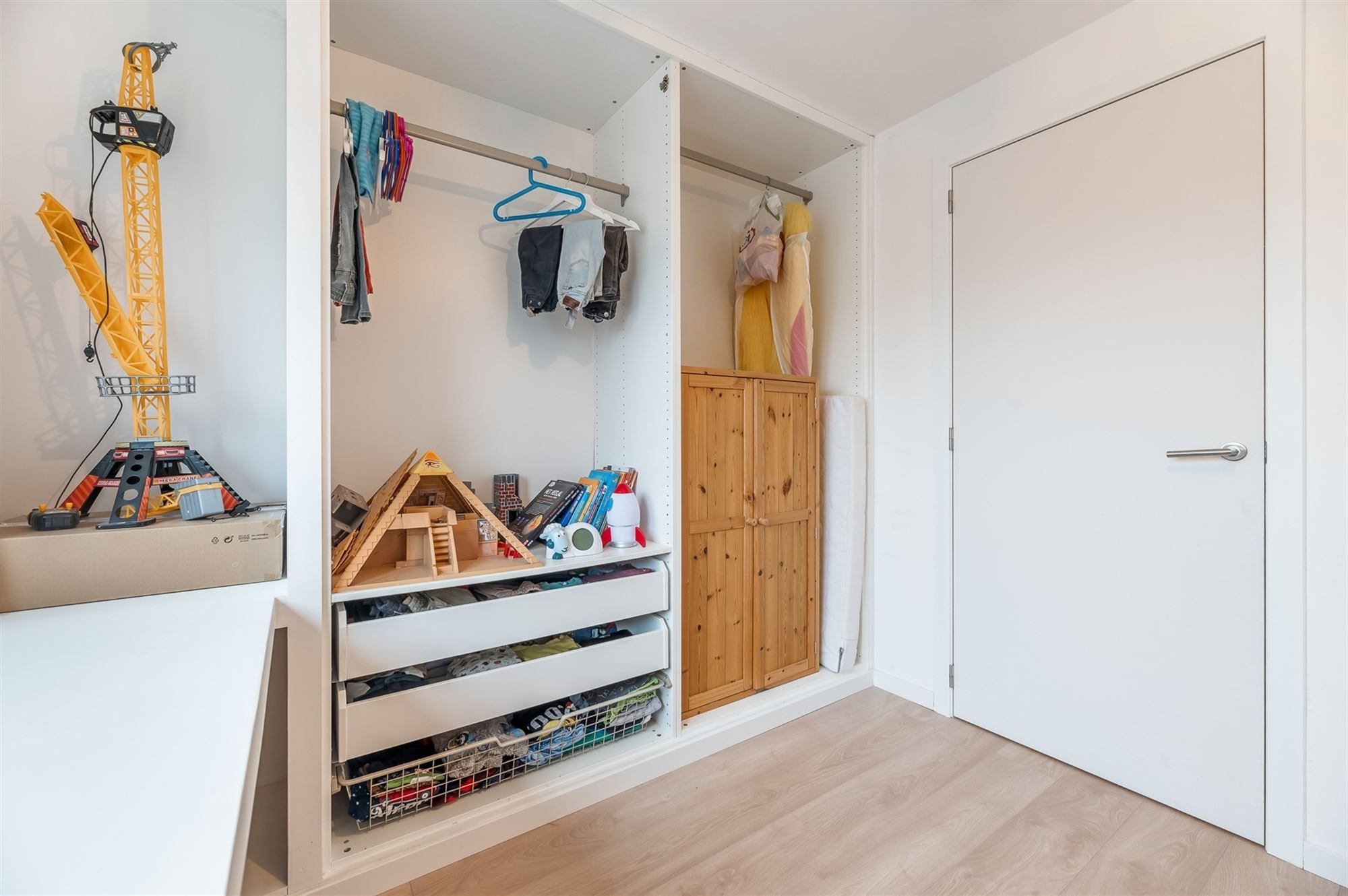 RECENTE, RUIME, ENERGIEZUINIGE WONING MET MOGELIJKHEID TOT APPARTEMENT OP ZOLDERVERDIEPING foto 20