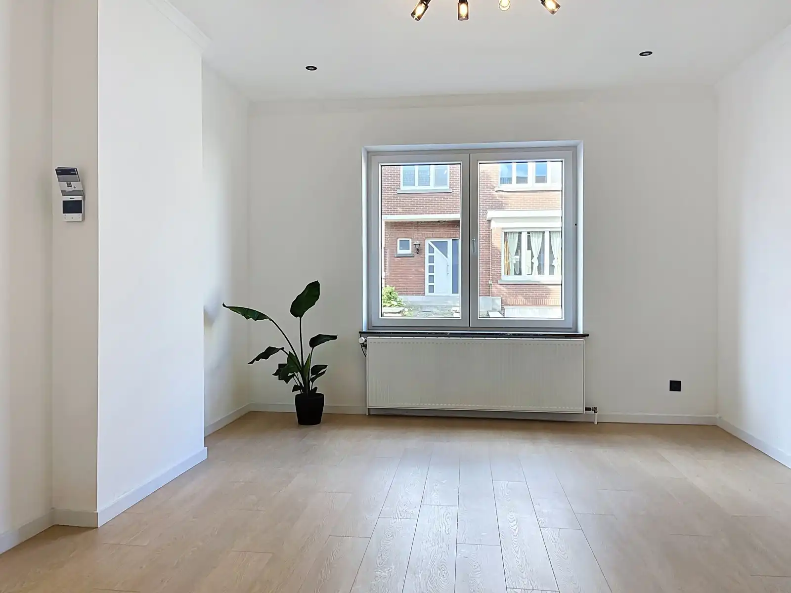 Charmante en recent gerenoveerde woning op topligging in Tienen 🏡✨ foto 5