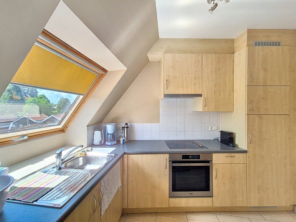 Dakappartement met 2 slpks en garage foto {{pictureIndex}}