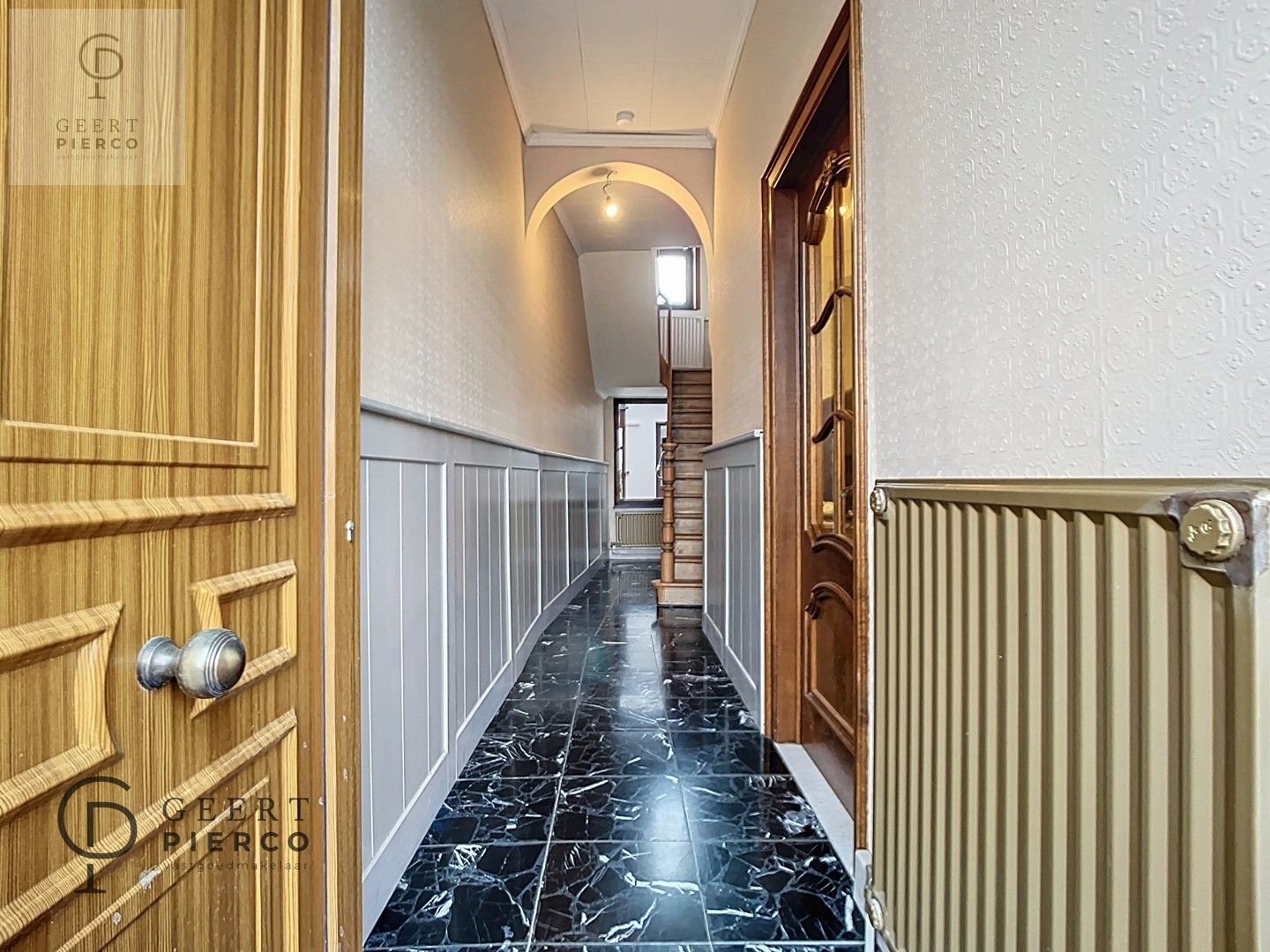 Gezellige gezinswoning met charme en potentieel foto 2