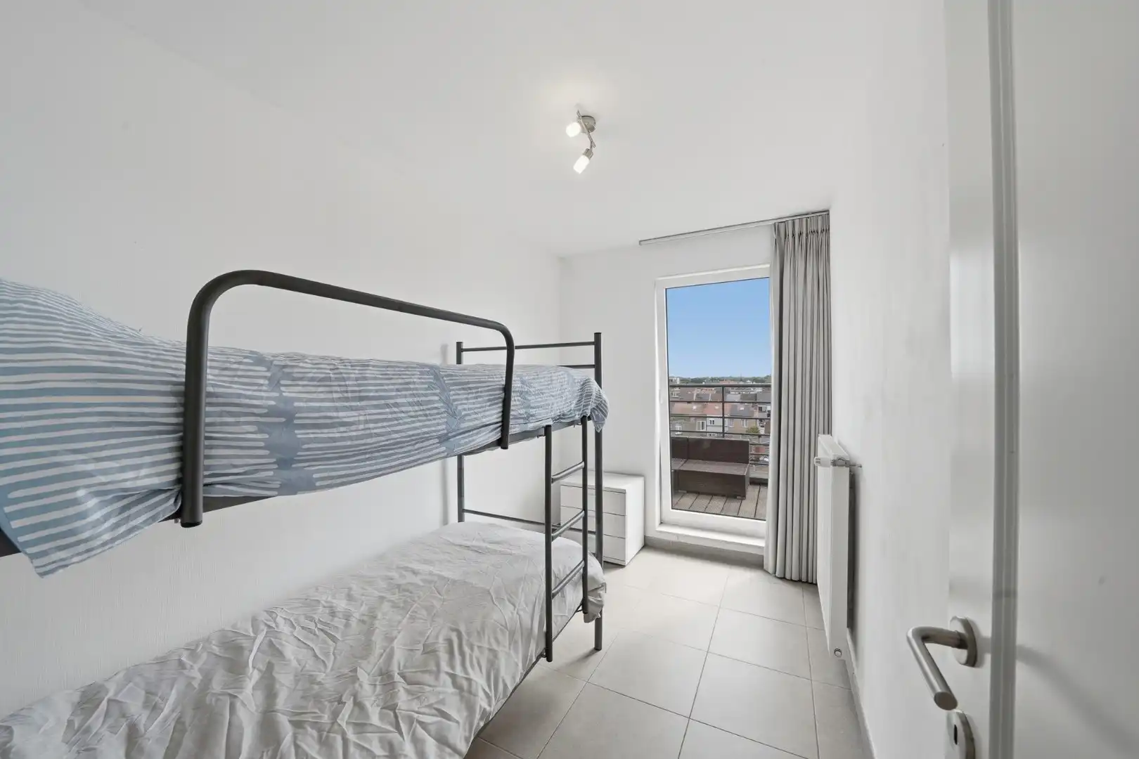 Lichtrijk 2-slaapkamerappartement met prachtig open uitzicht in Oostende foto 14