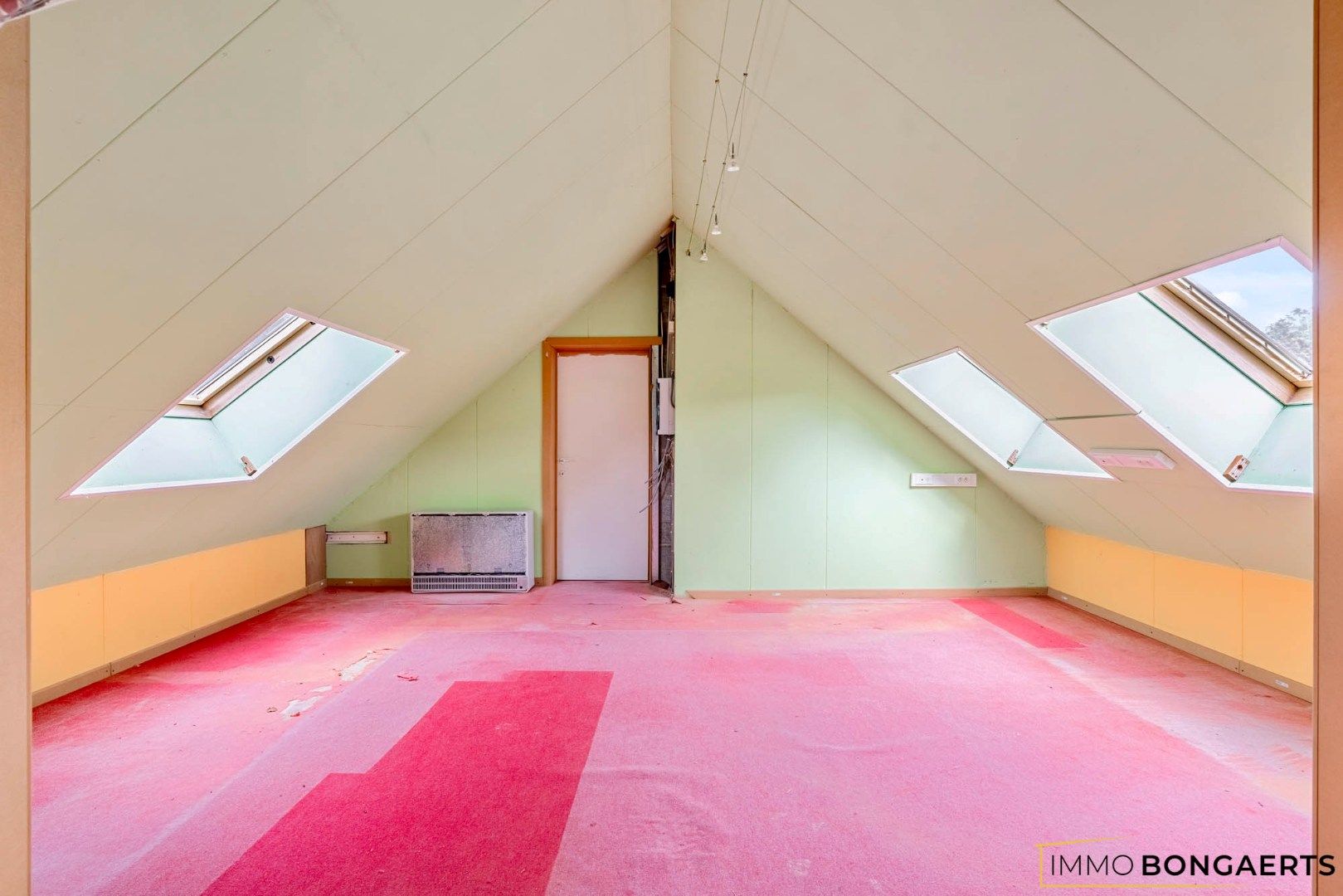 Rustig gelegen woning met 4 slaapkamers foto 29