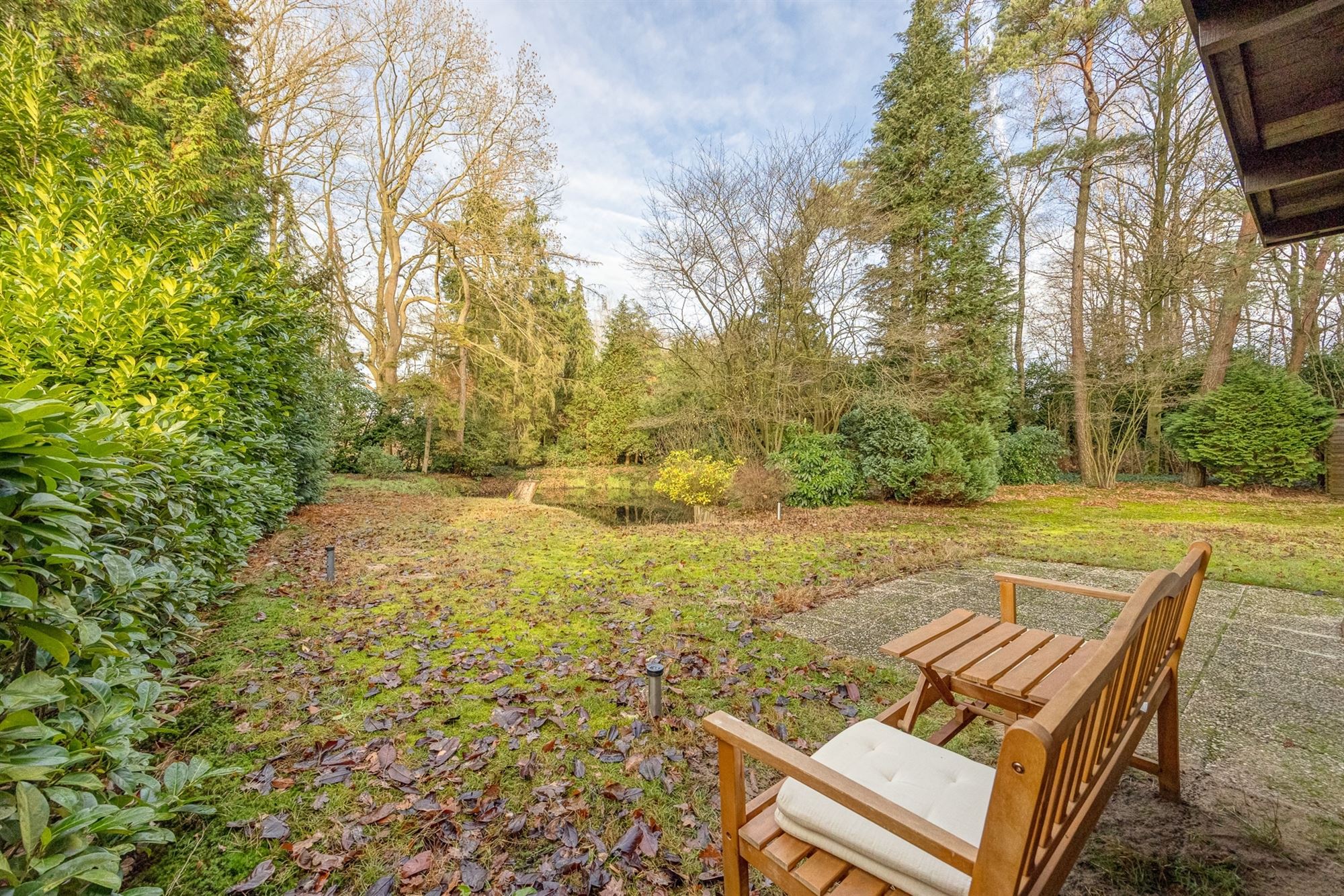 Charmante chalet met privatieve vijver op idyllisch perceel foto 29