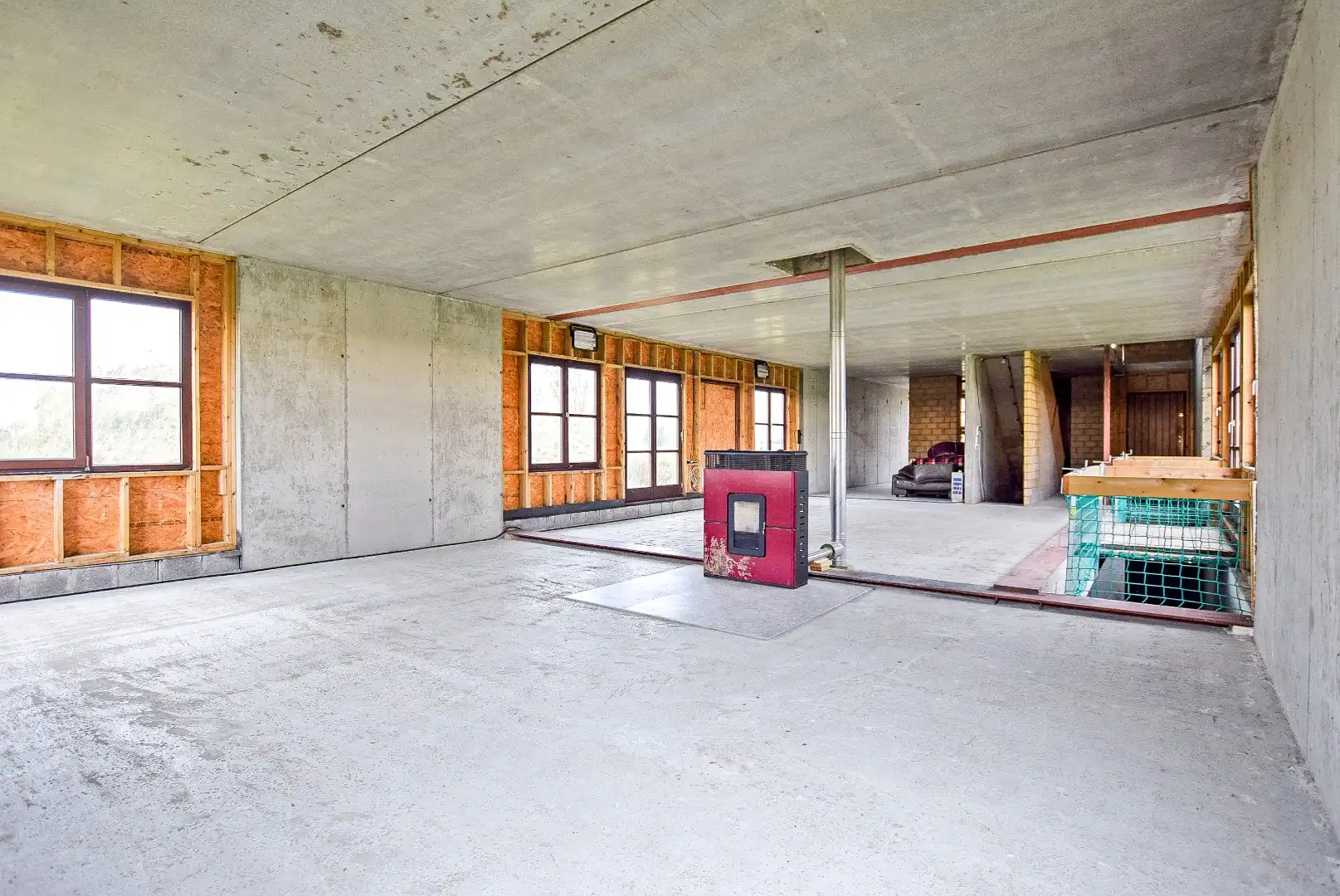 Unieke casco woning op 2ha grond.  foto 6