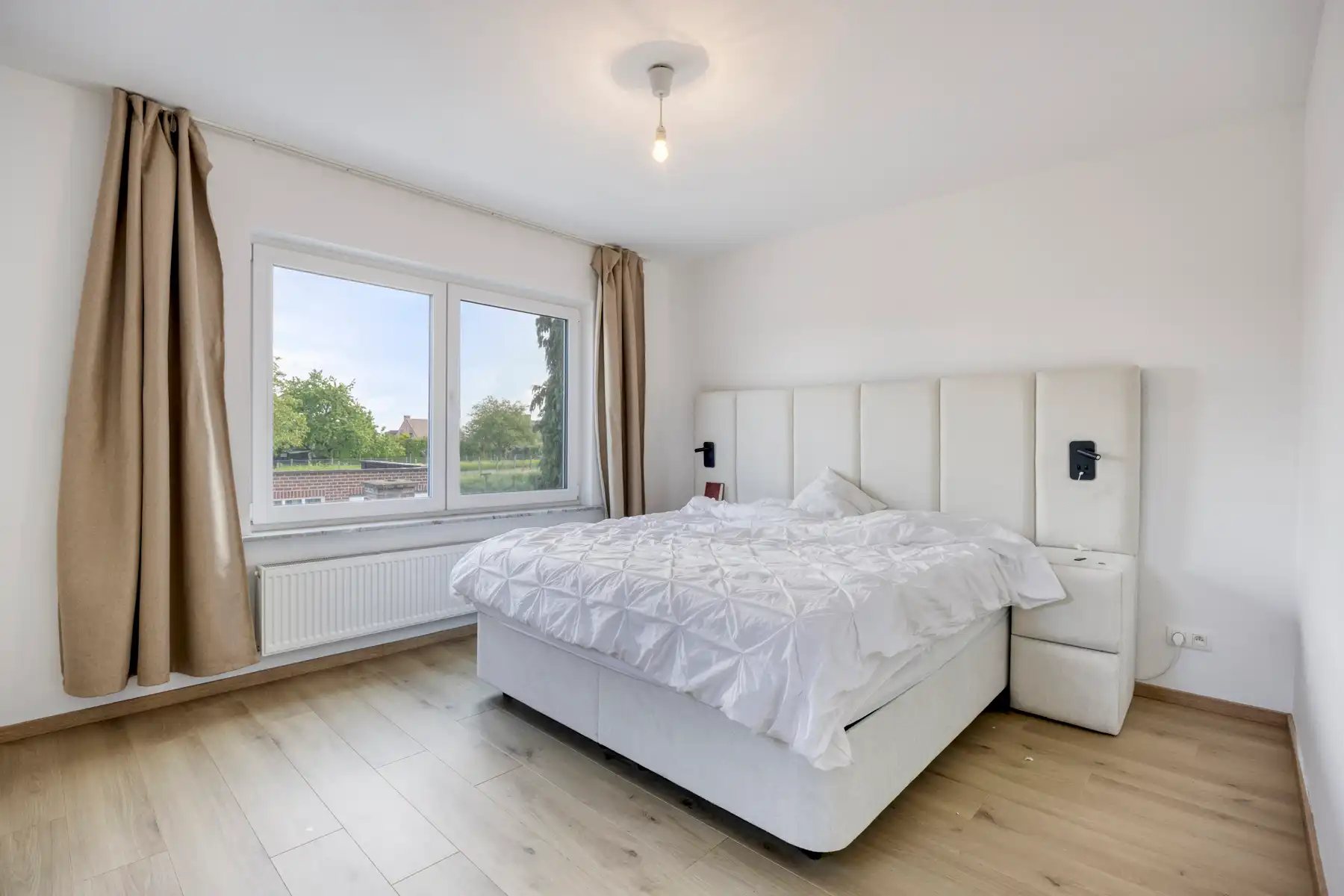 Gerenoveerde driegevelwoning nabij Halle foto 10