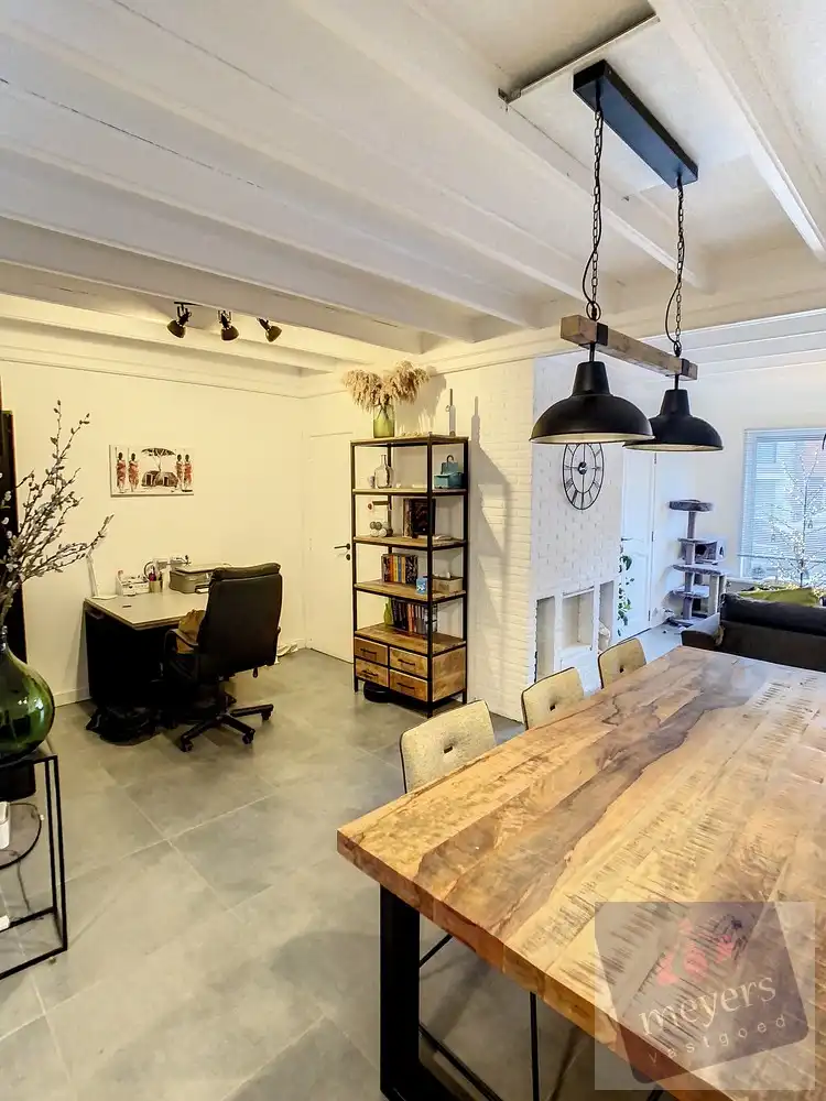 Ruime woning met tuin te Hasselt foto 4