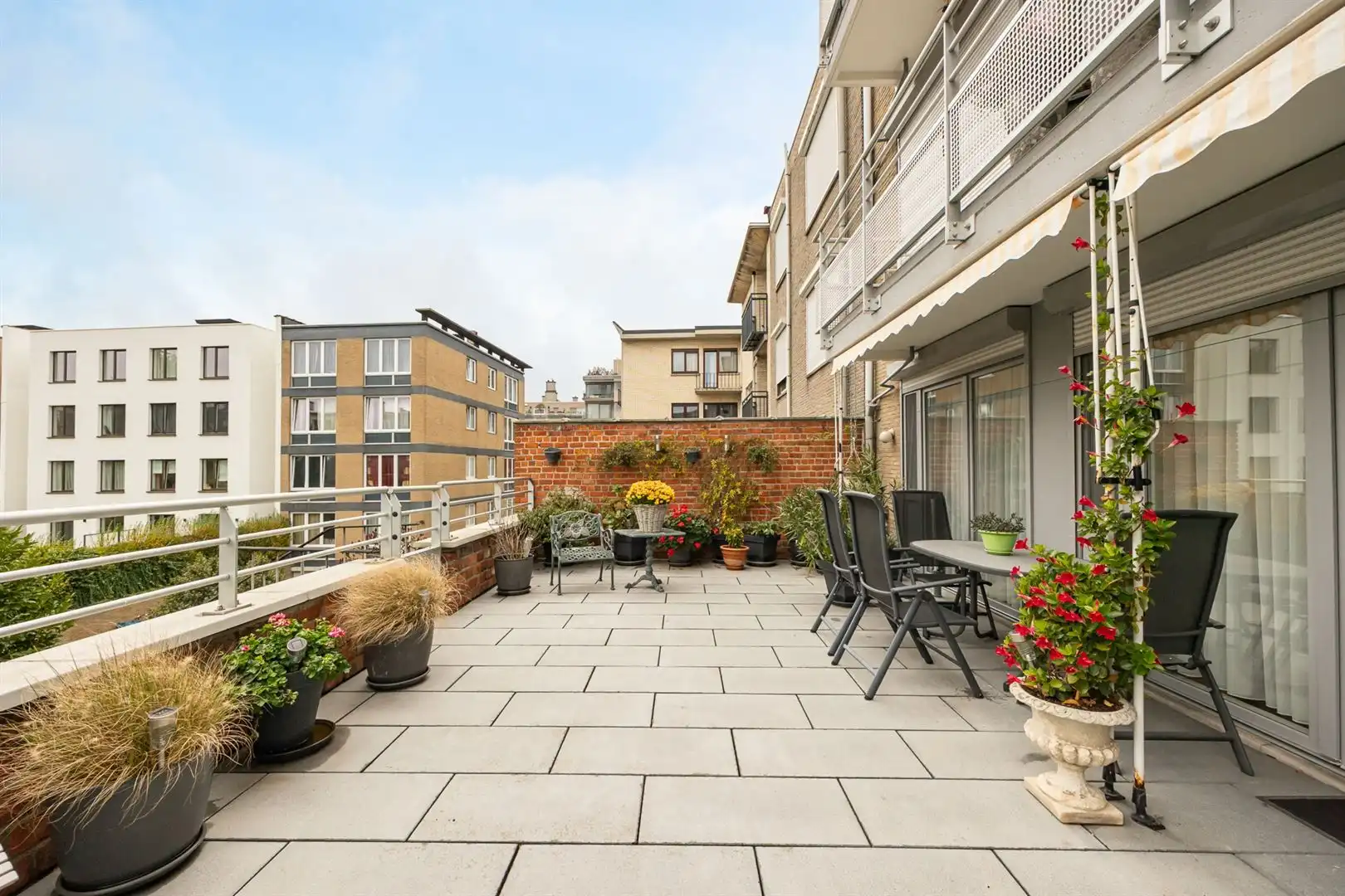 Ruim appartement met daktuin aan de Schelde foto 2