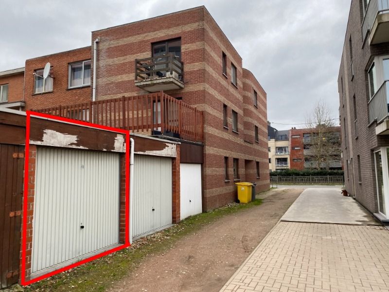 2 SLAAPKAMER APPARTEMENT MET TERRAS + GARAGE IN HET HARTJE VAN GEEL foto 2