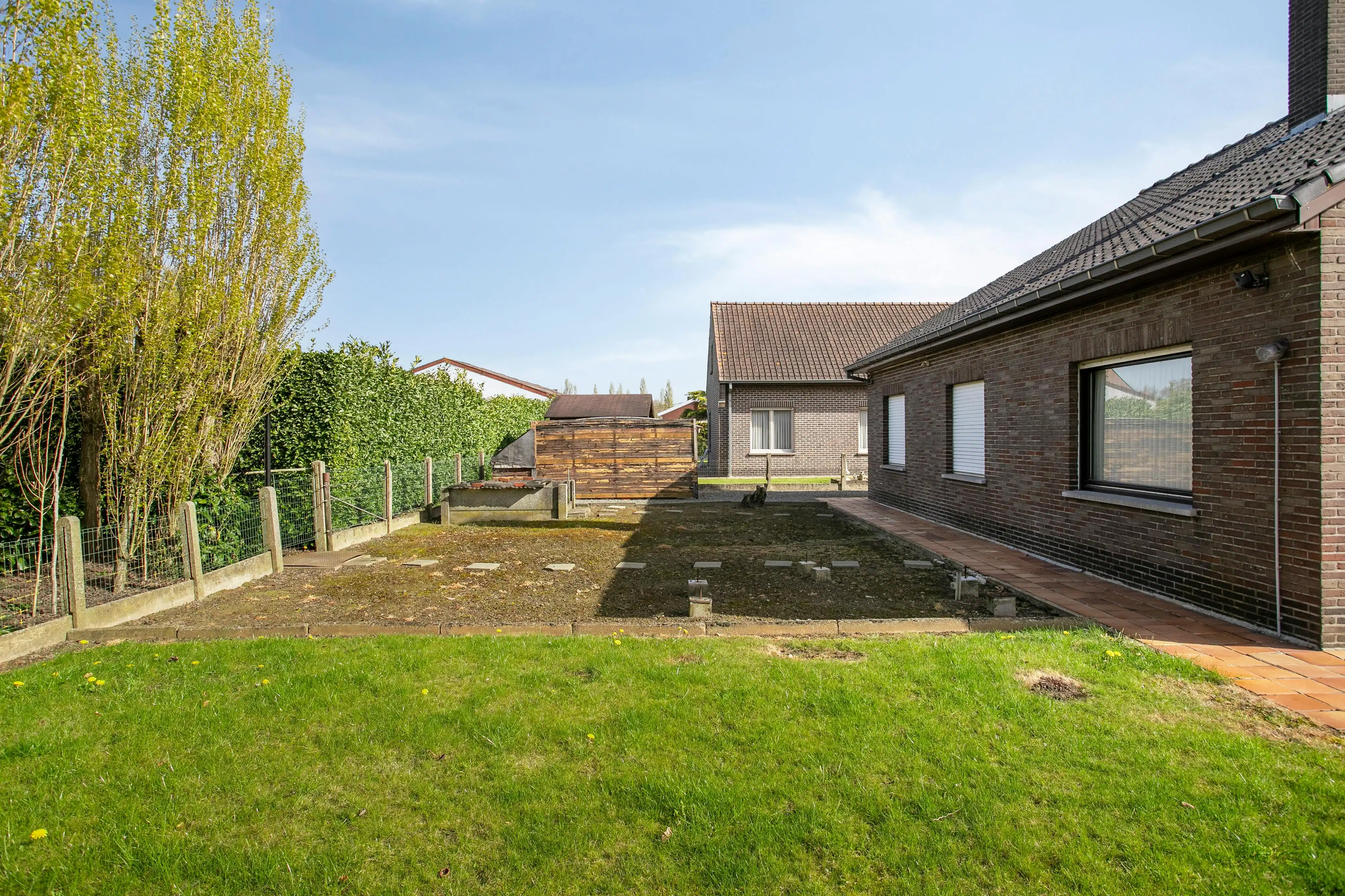 Te renoveren woning te koop in Lotenhulle (Rozenlaan)  foto 16