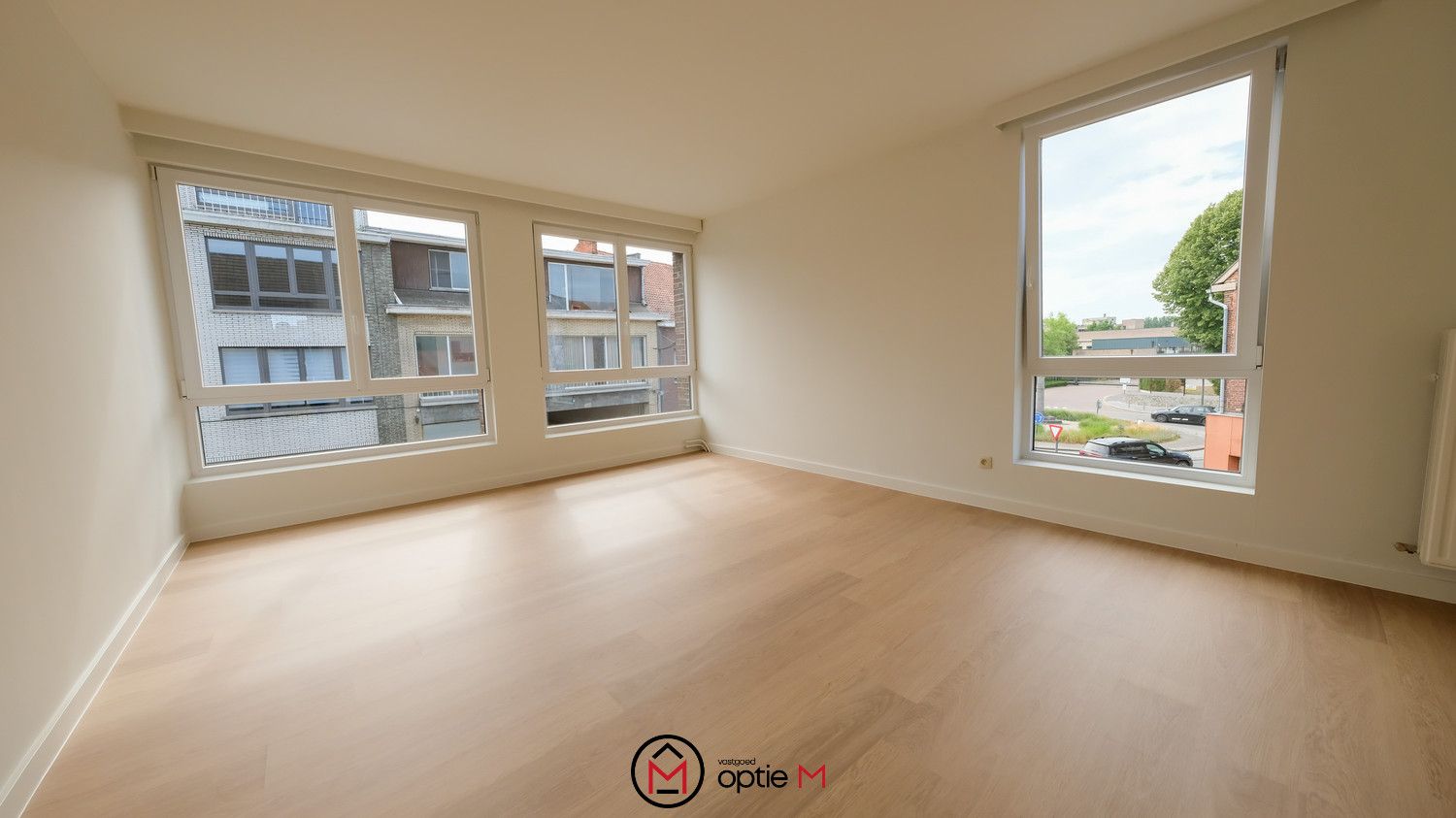 RUIM APPARTEMENT MET 3 SLAAPKAMERS, TERRAS EN GARAGEBOX foto 11