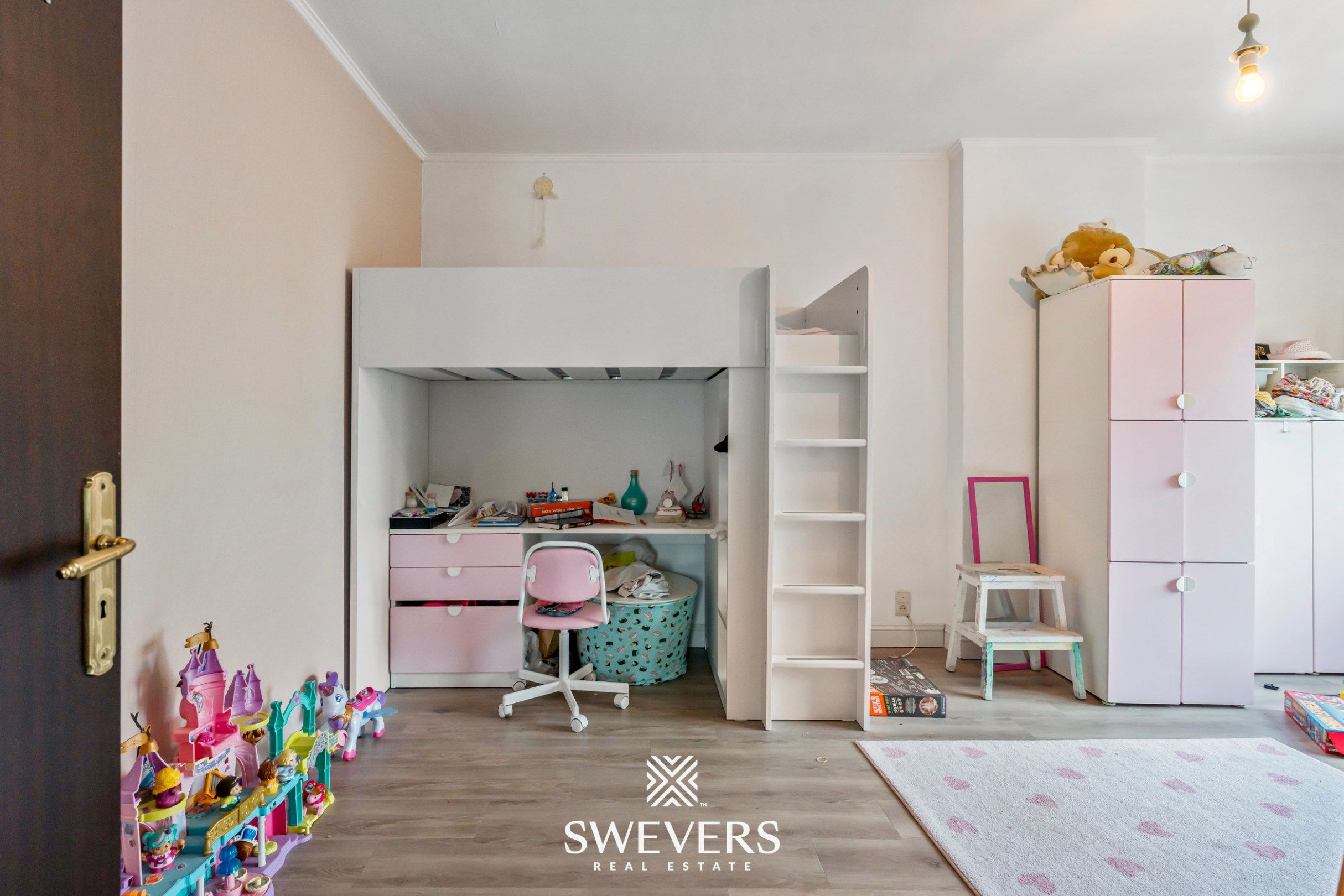 Comfortabele woning met 3 slaapkamers en zonnige tuin foto 11