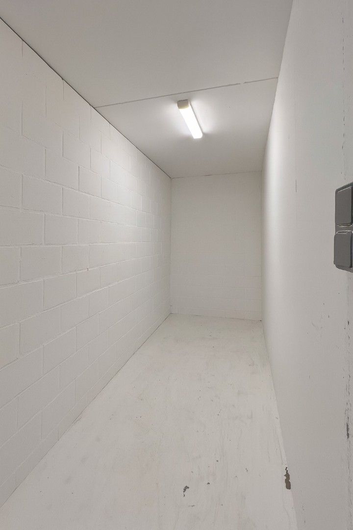 Recent 2-slaapkamer appartement met verschillende terrassen, een kelderberging en een parkeerplaats foto 12