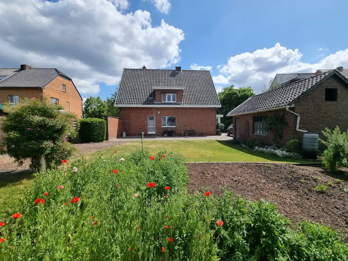 Zeer ruime, instapklare woning met 4 slpks op een prachtig perceel van 16a33ca foto 46