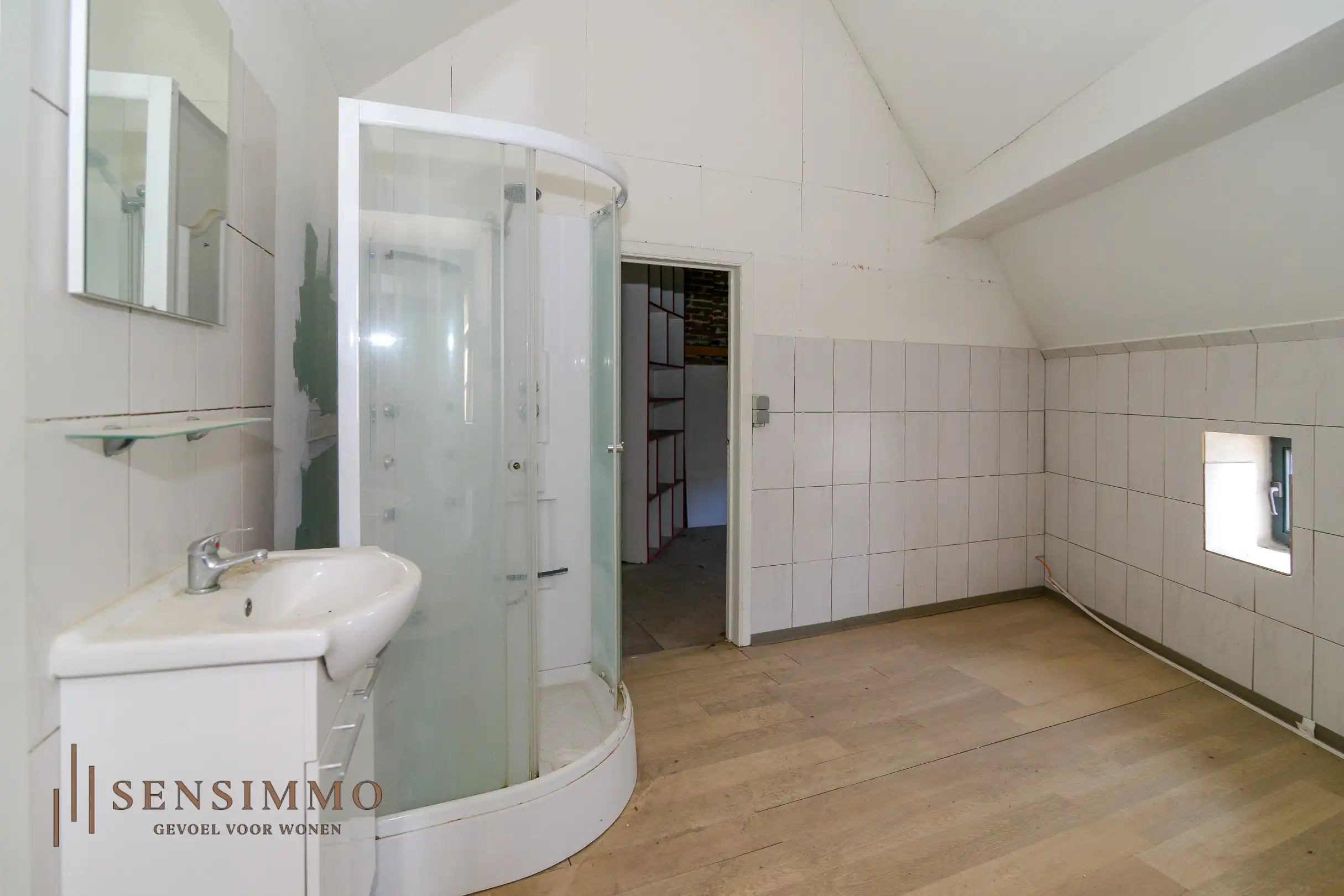 Spectaculair handelspand met geschiedenis en charme in centrum Bree foto 19