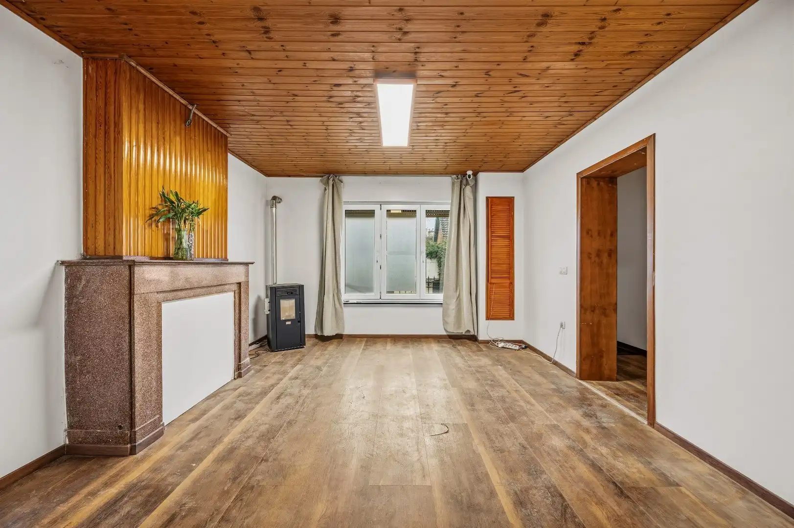 Gezellige rijwoning met 3 slpks op de Tiense stadsrand foto 8