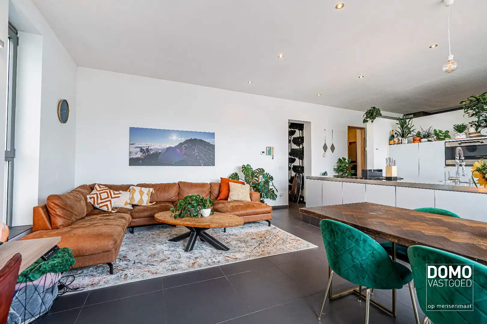 PRACHTIGE LOFT MET ROYAAL TERRAS OP TOPLOCATIE BINNEN DE GROTE RING VAN HASSELT foto 3