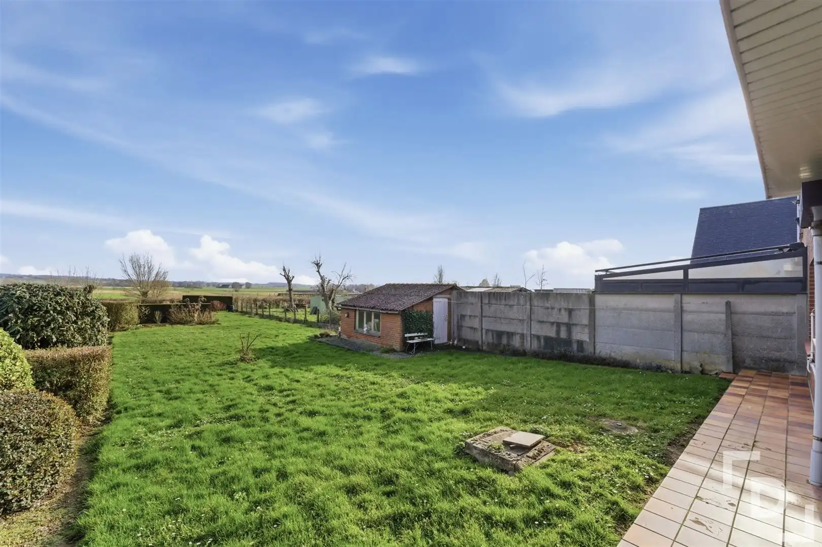 Te renoveren HOB met enorme tuin met landelijke verzichten te koop in Dikkebus foto 6