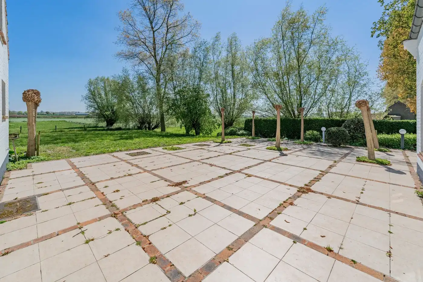 Horeca handelspand met woonst – voormalige “Bruegel” in Damme foto 6