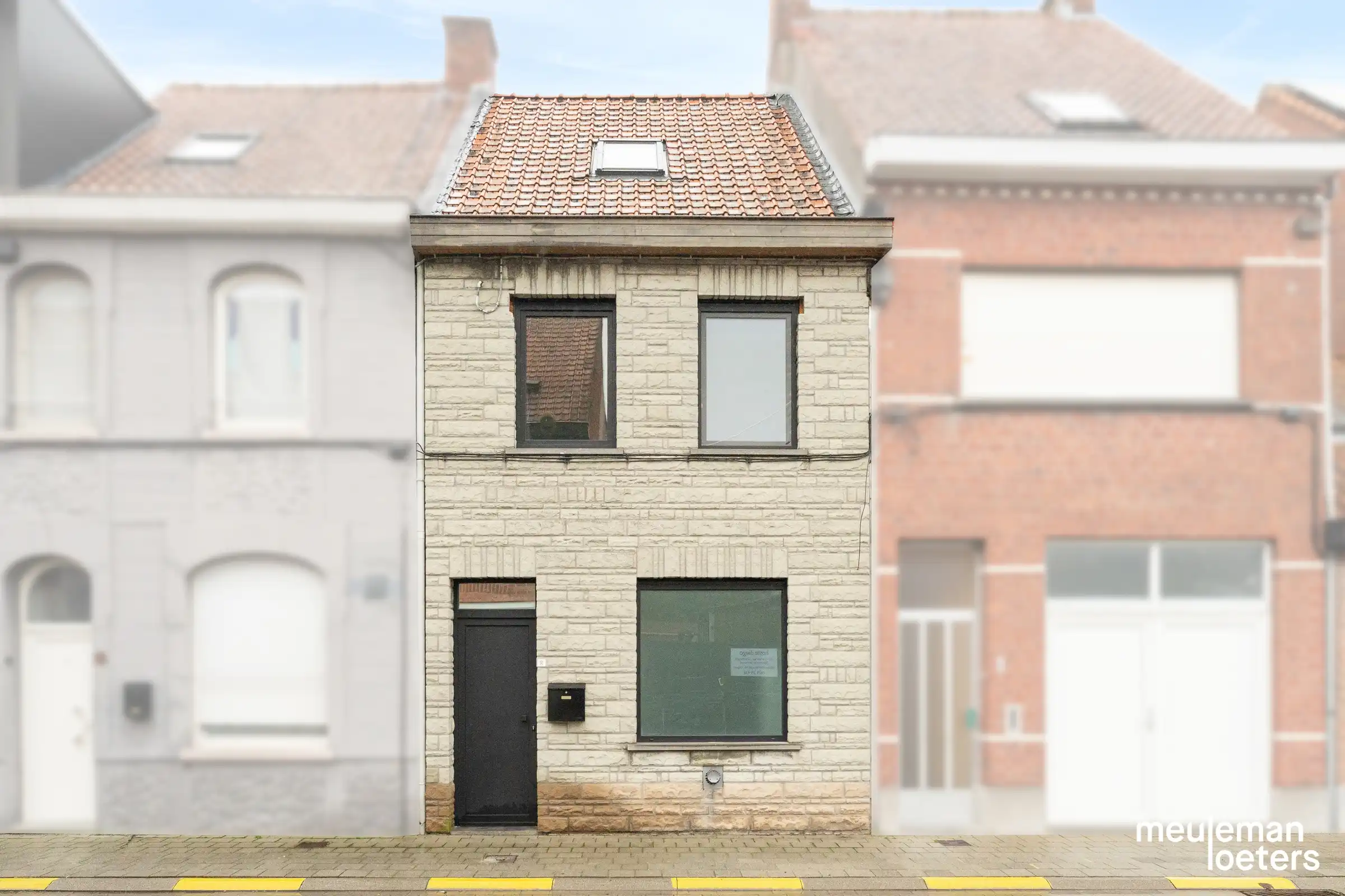 Volledig gerenoveerde woning met hedendaags comfort foto 18