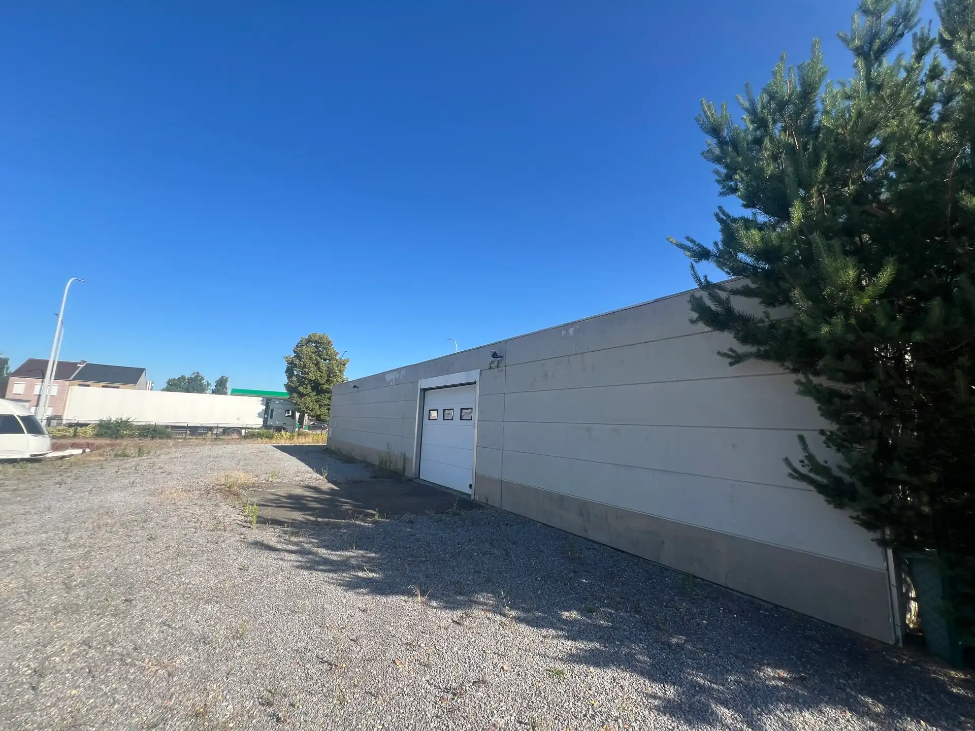 Te koop: commercieel gebouw of projectlocatie in Dilsen-Stokkem foto 5