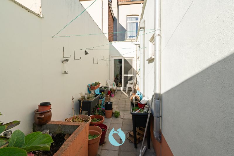 Woning met 4 slaapkamers en koer foto 16