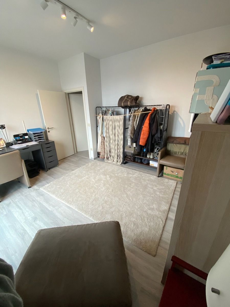 Luxueuze penthouse (136m²) met 2slpk en terras (70m²)  foto 21