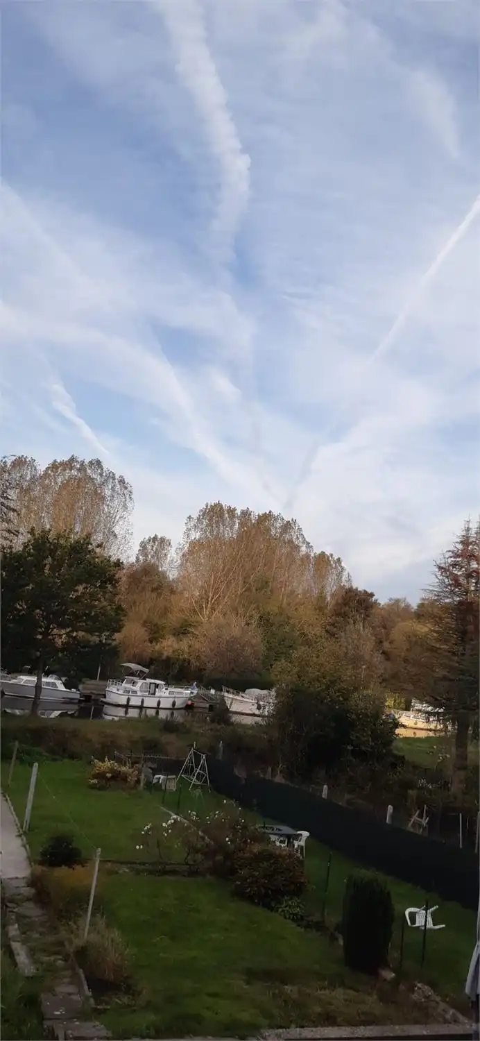 Ruime, praktische woning met tuin foto 31