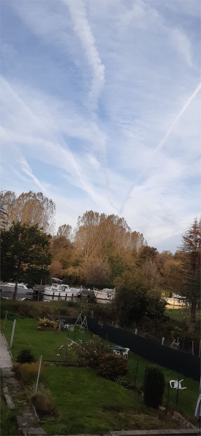 Ruime, praktische woning met tuin foto 31