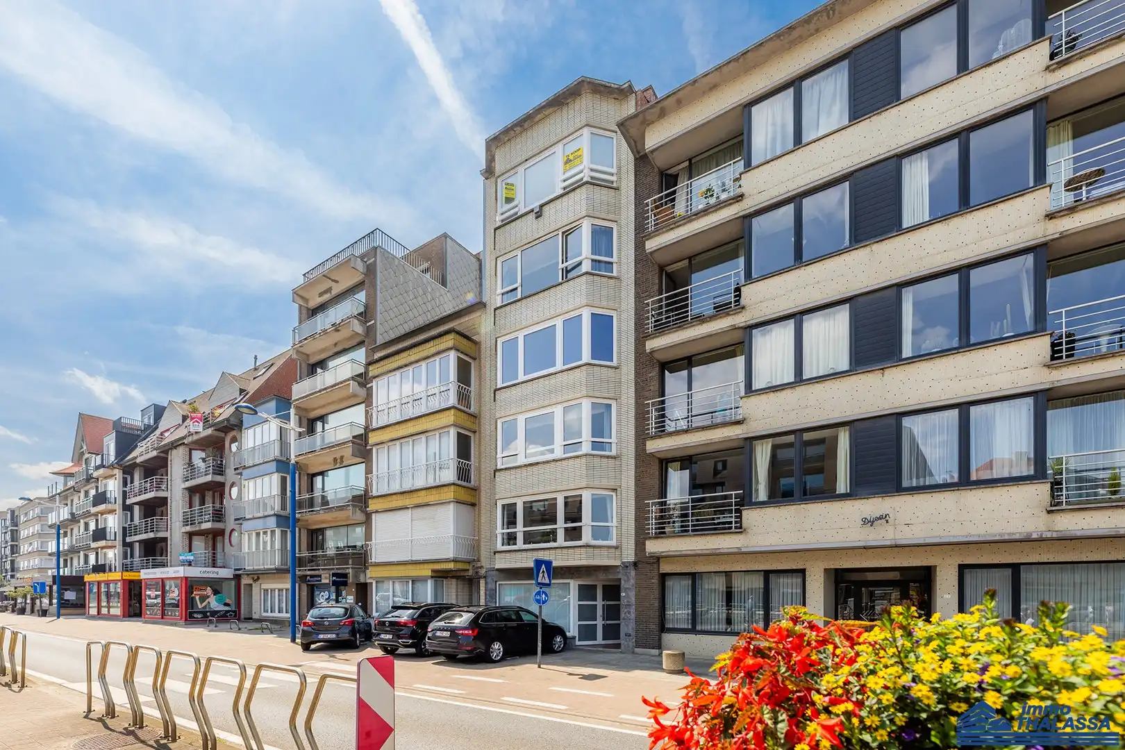 Gemeubeld appartement met extra studio foto 24